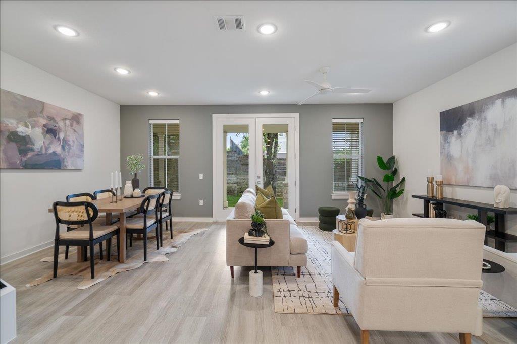 2624 Metcalfe Rd # 10, Austin, TX 78741