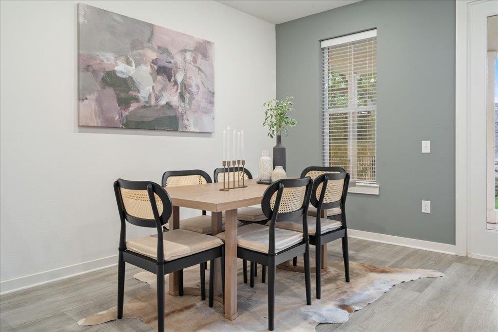 2624 Metcalfe Rd # 10, Austin, TX 78741