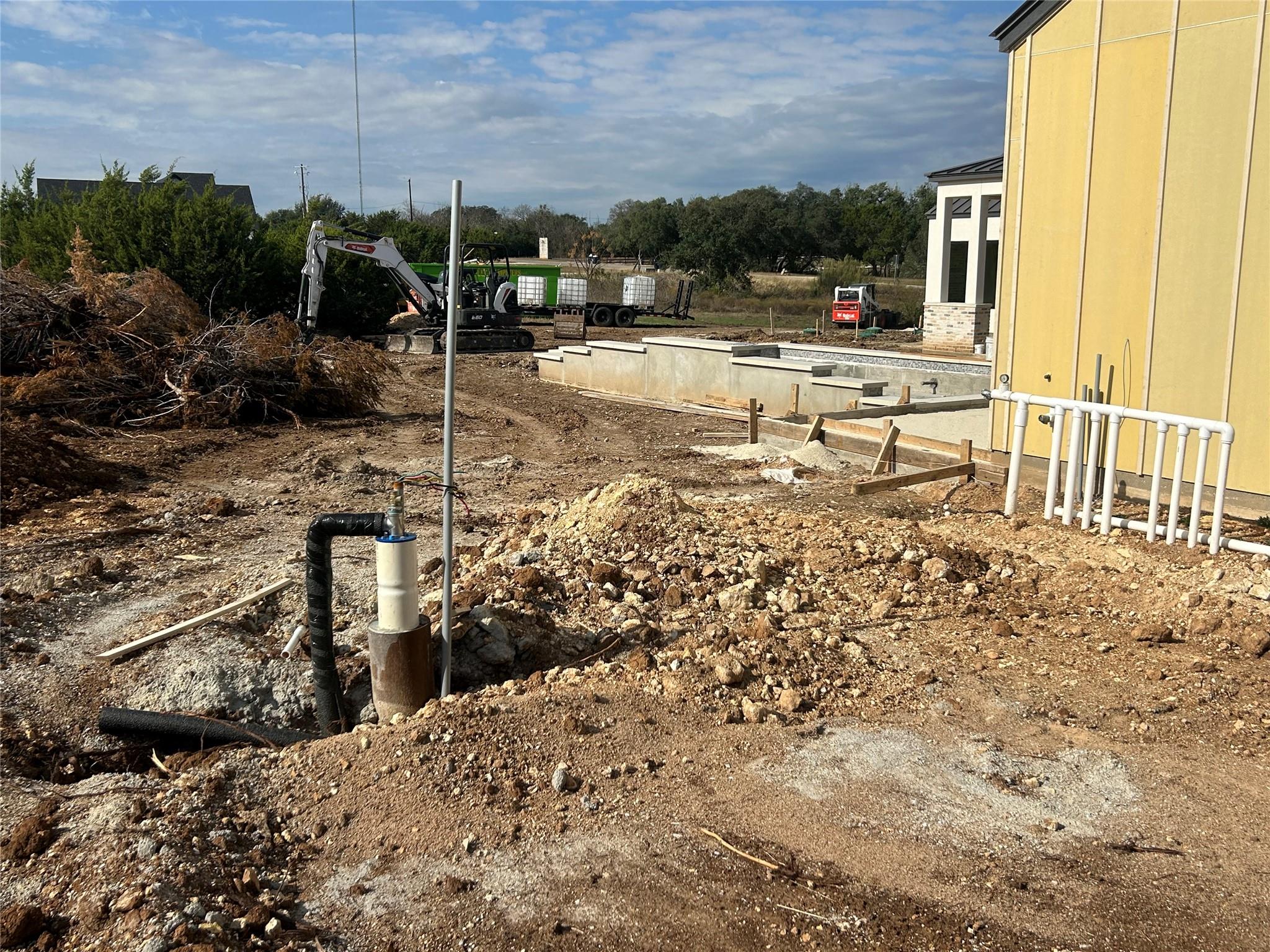 108 Lantana Bud Trl, Liberty Hill, TX 78642