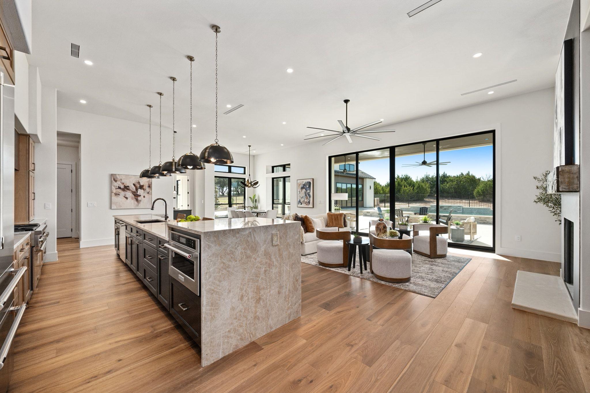 108 Lantana Bud Trl, Liberty Hill, TX 78642