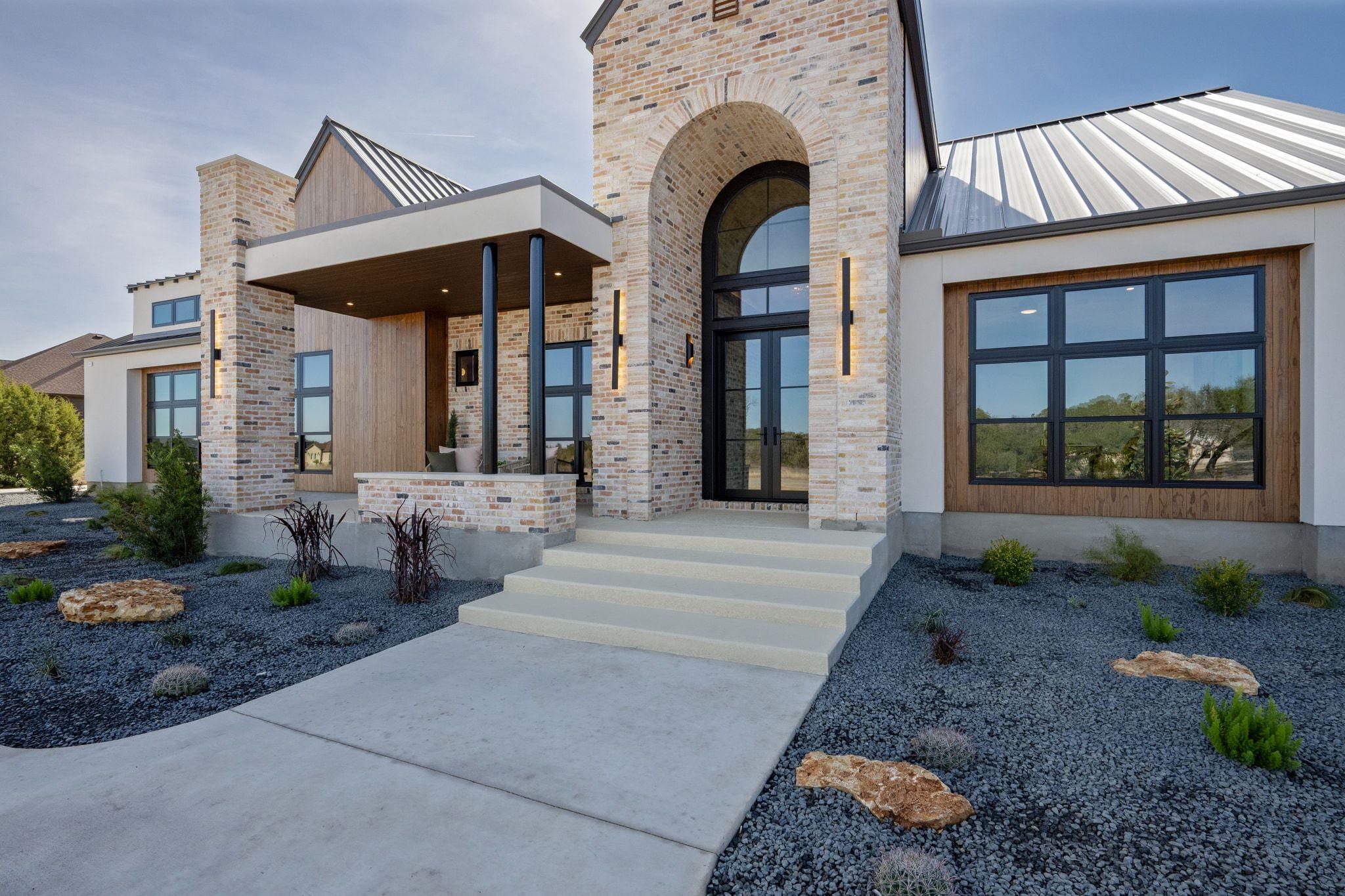 108 Lantana Bud Trl, Liberty Hill, TX 78642