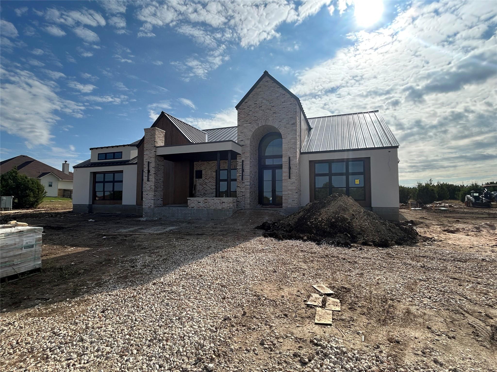 108 Lantana Bud Trl, Liberty Hill, TX 78642