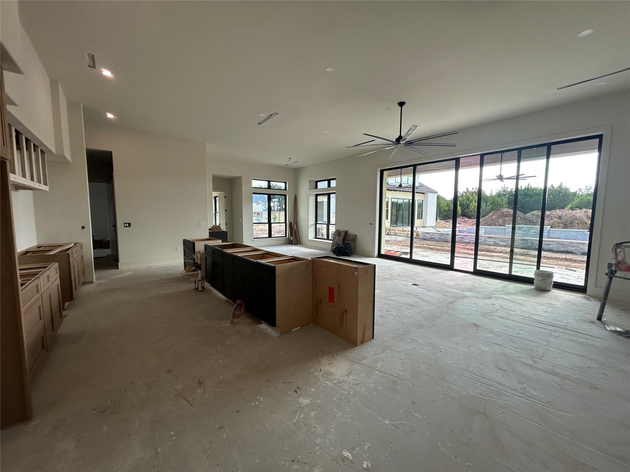 108 Lantana Bud Trl, Liberty Hill, TX 78642