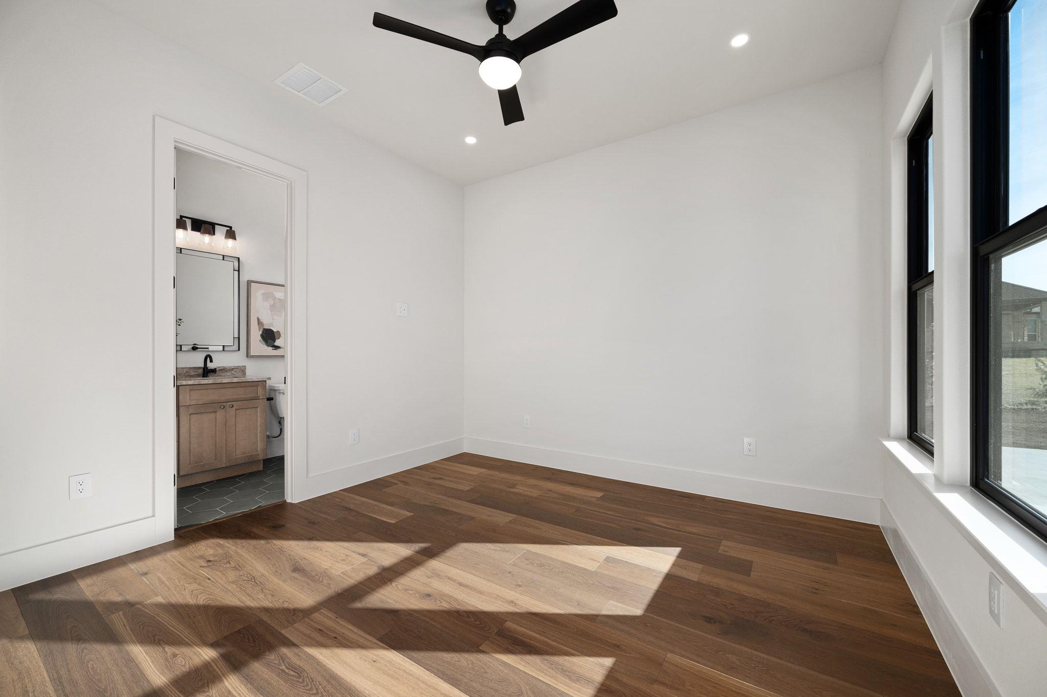 108 Lantana Bud Trl, Liberty Hill, TX 78642