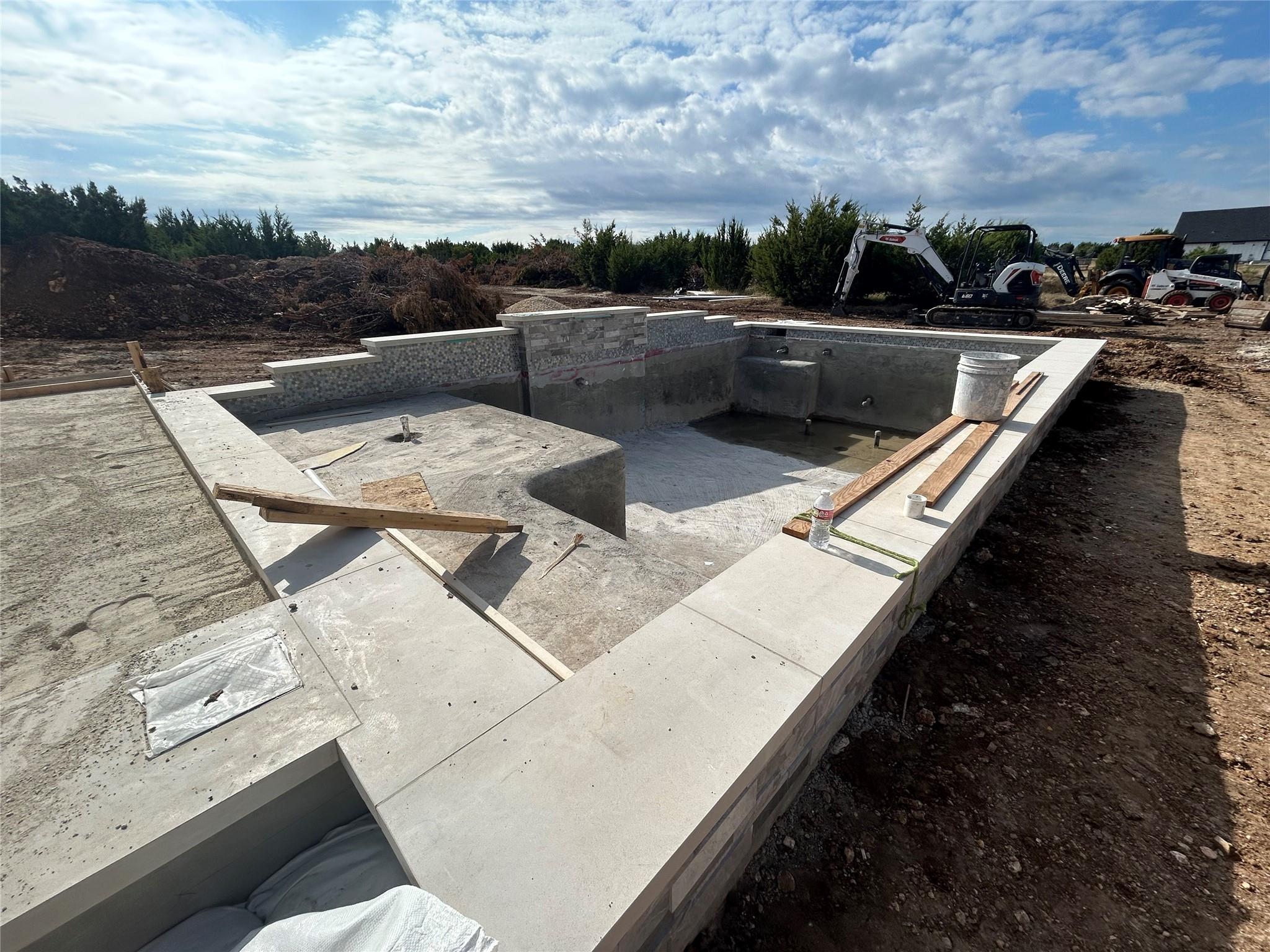 108 Lantana Bud Trl, Liberty Hill, TX 78642