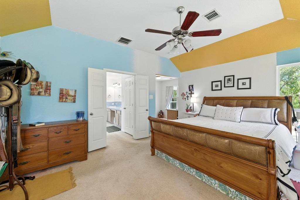 7709 Timber Hills Dr, Del Valle, TX 78617