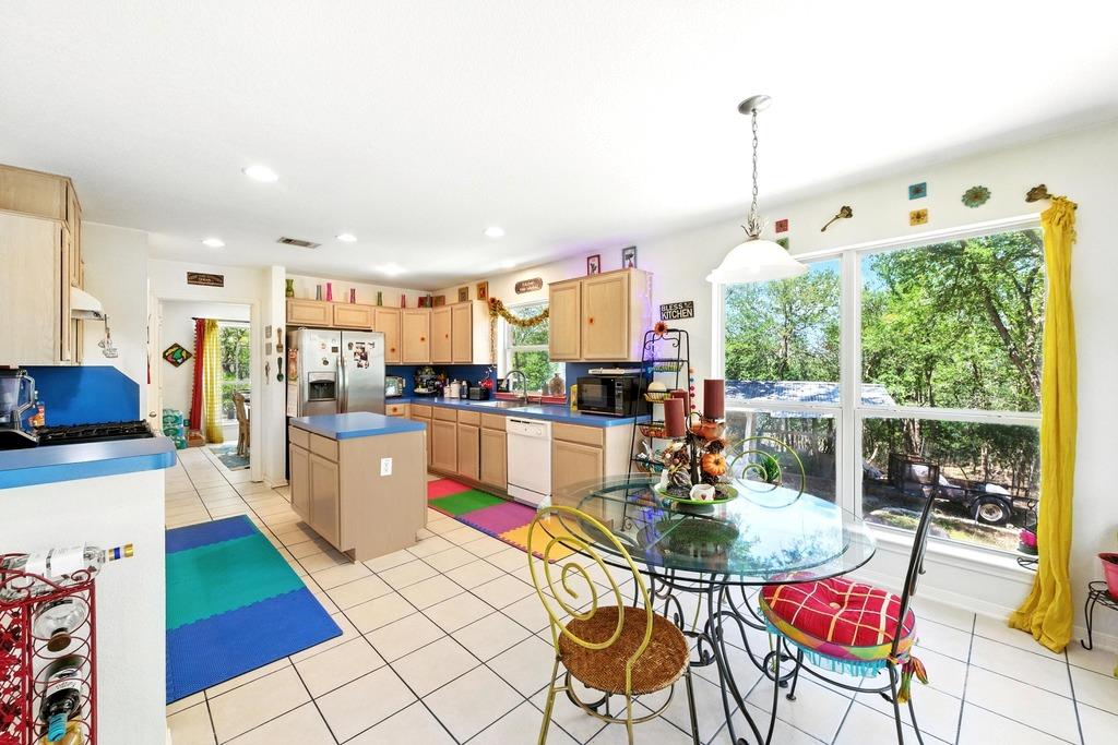 7709 Timber Hills Dr, Del Valle, TX 78617