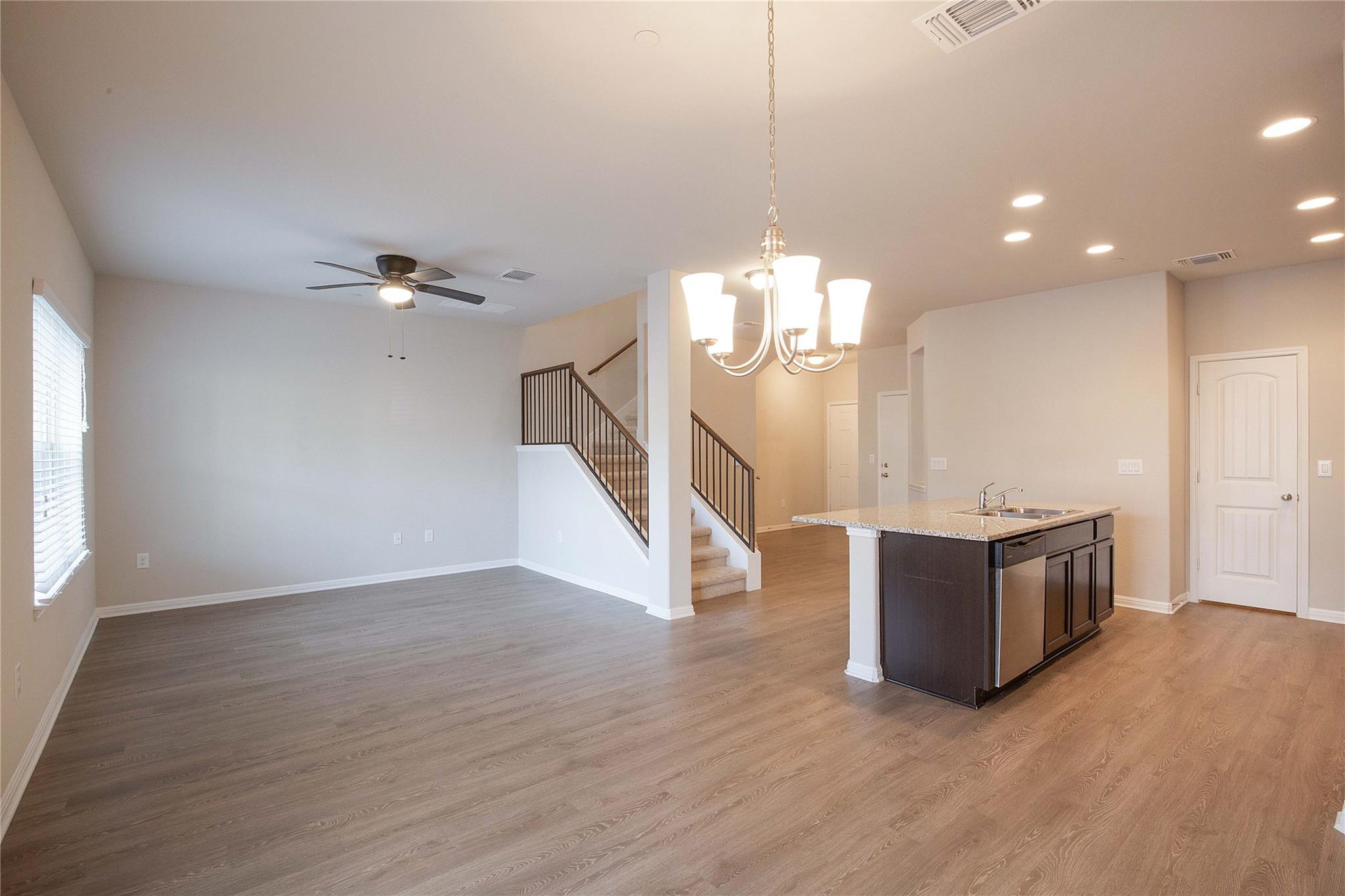 516 E Slaughter Ln # 1102, Austin, TX 78744