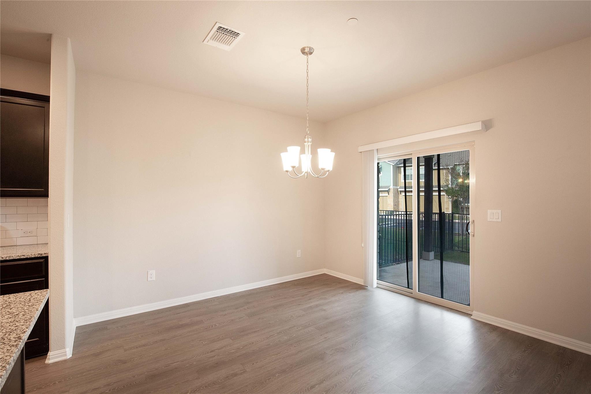 516 E Slaughter Ln # 1102, Austin, TX 78744