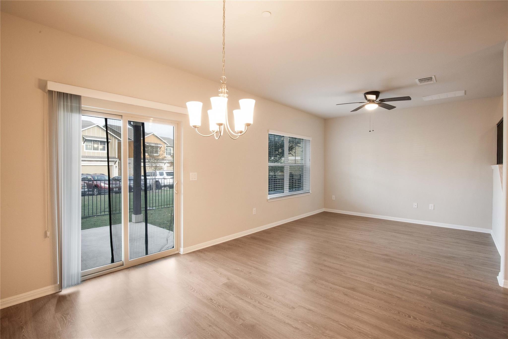 516 E Slaughter Ln # 1102, Austin, TX 78744