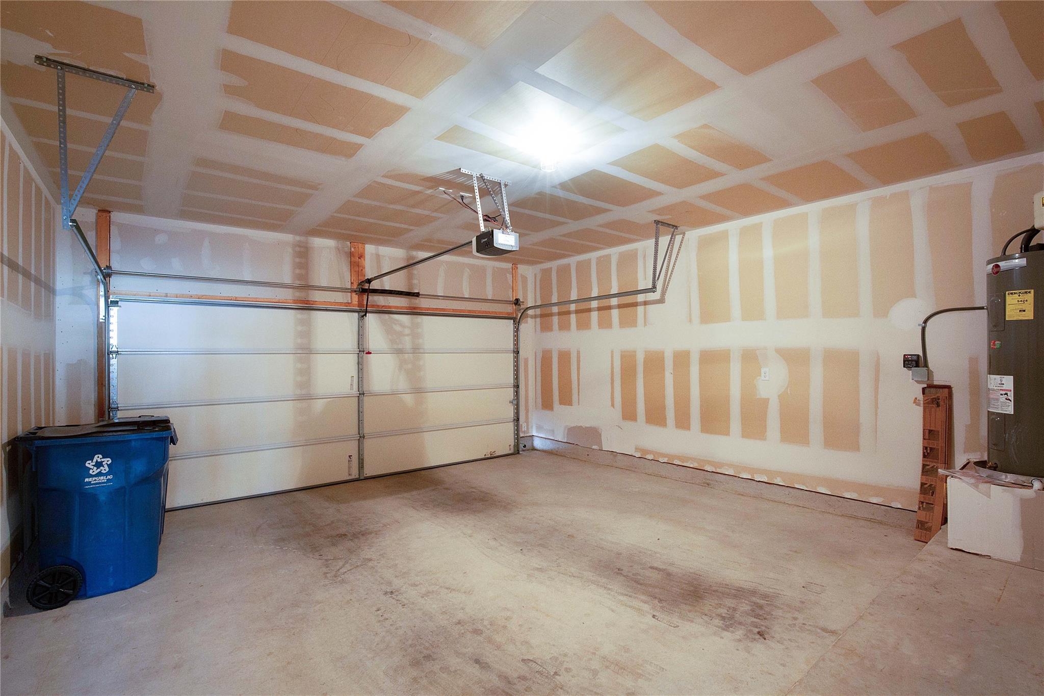 516 E Slaughter Ln # 1102, Austin, TX 78744