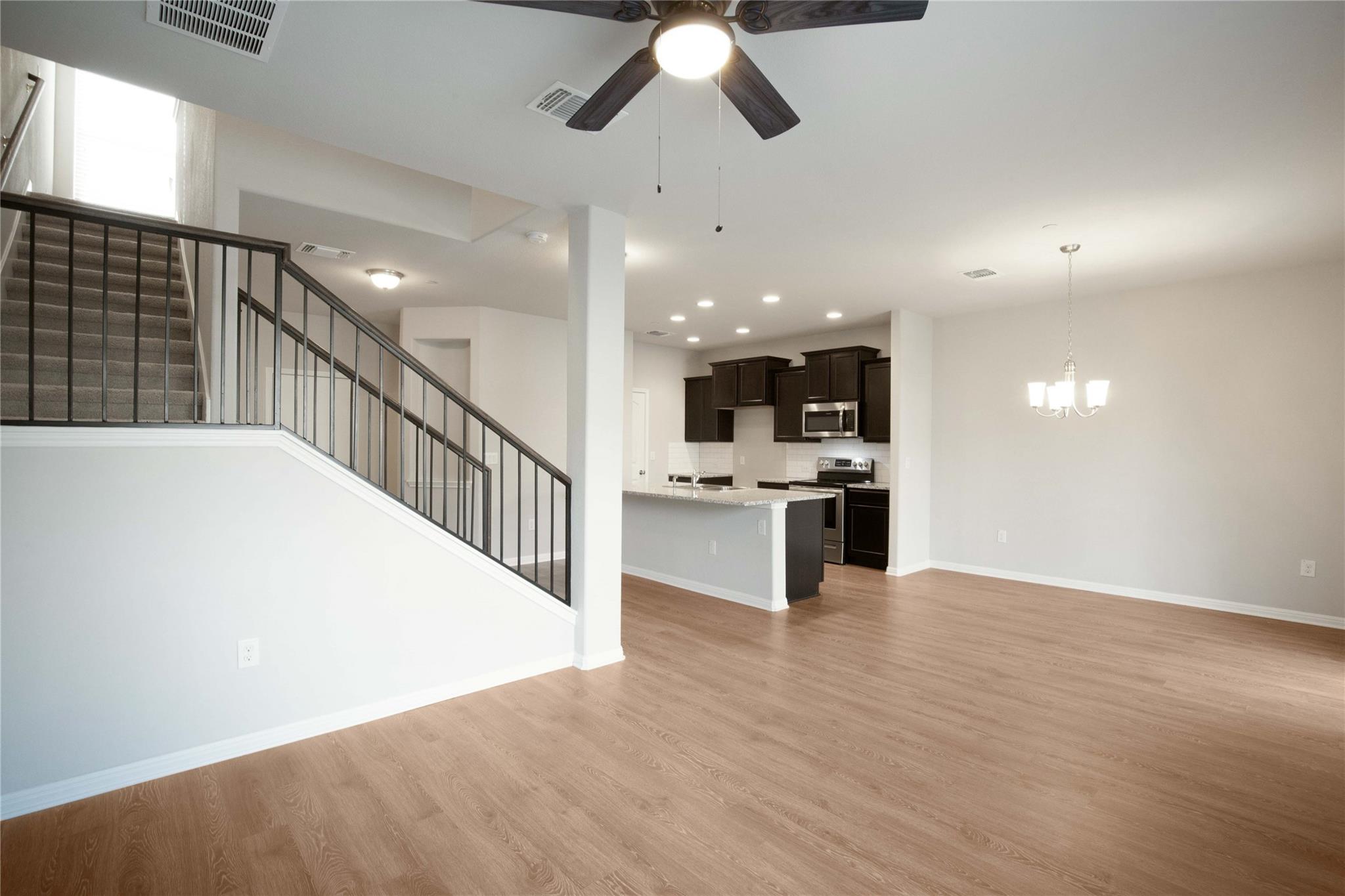 516 E Slaughter Ln # 1102, Austin, TX 78744