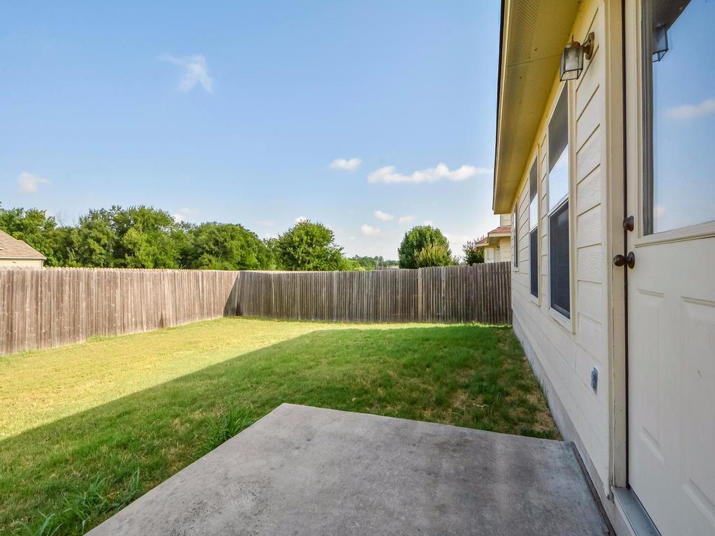 203 Fistral Dr, Hutto, TX 78634