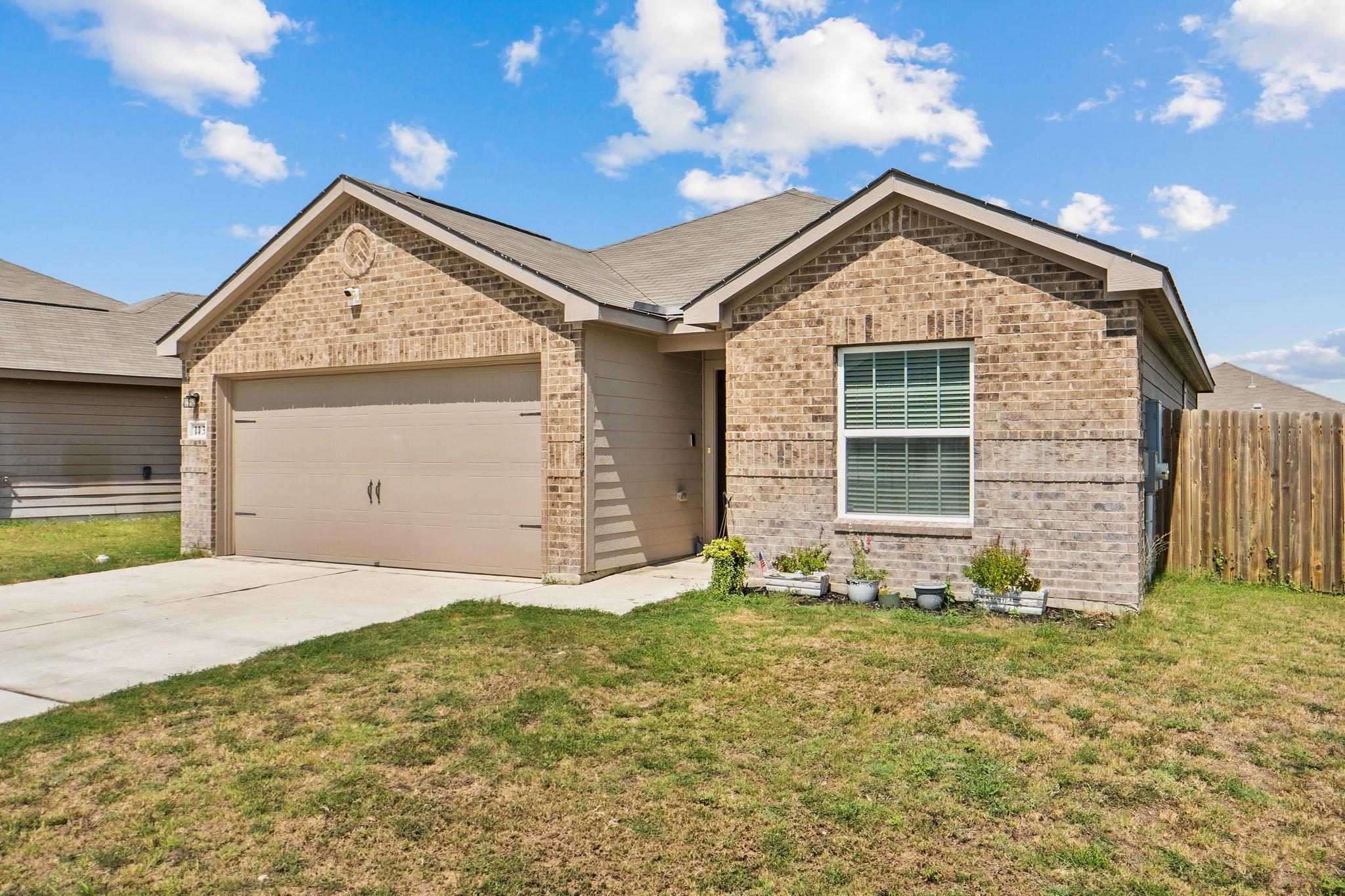 113 Stratton Ln, Jarrell, TX 76537