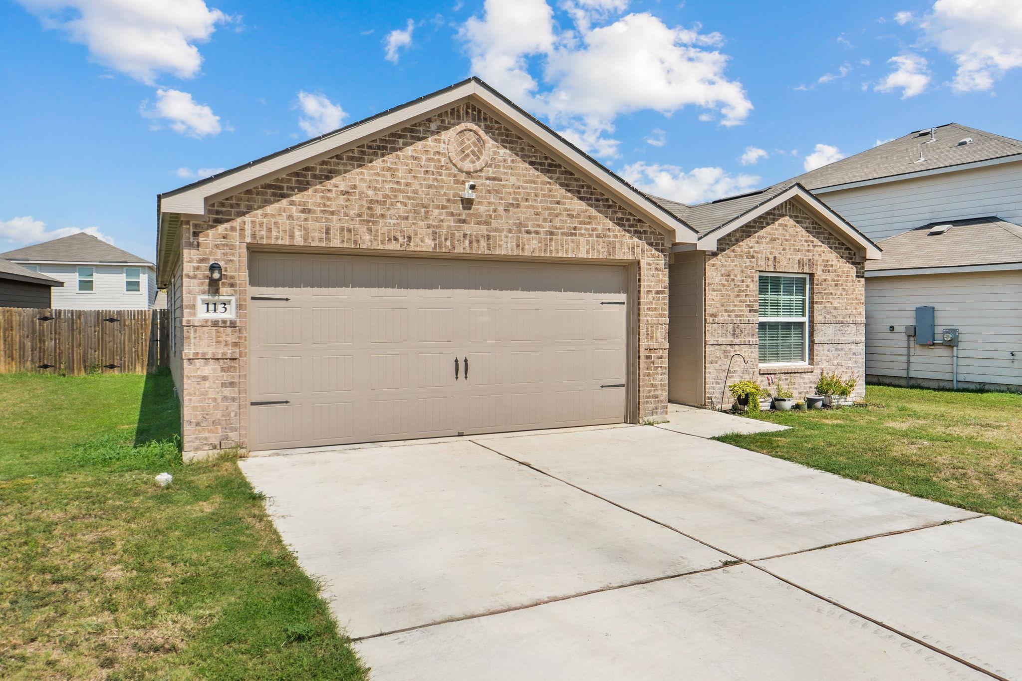 113 Stratton Ln, Jarrell, TX 76537
