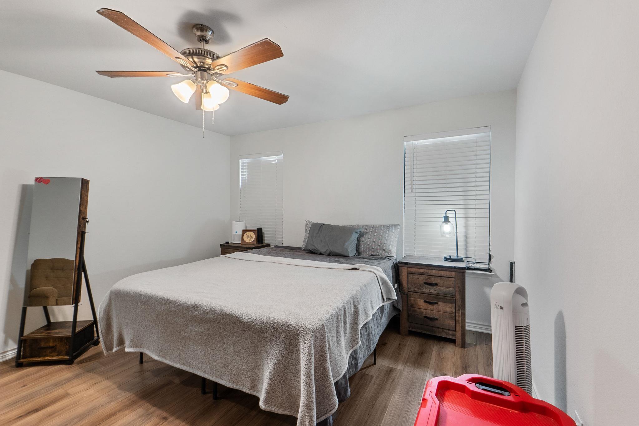 113 Stratton Ln, Jarrell, TX 76537