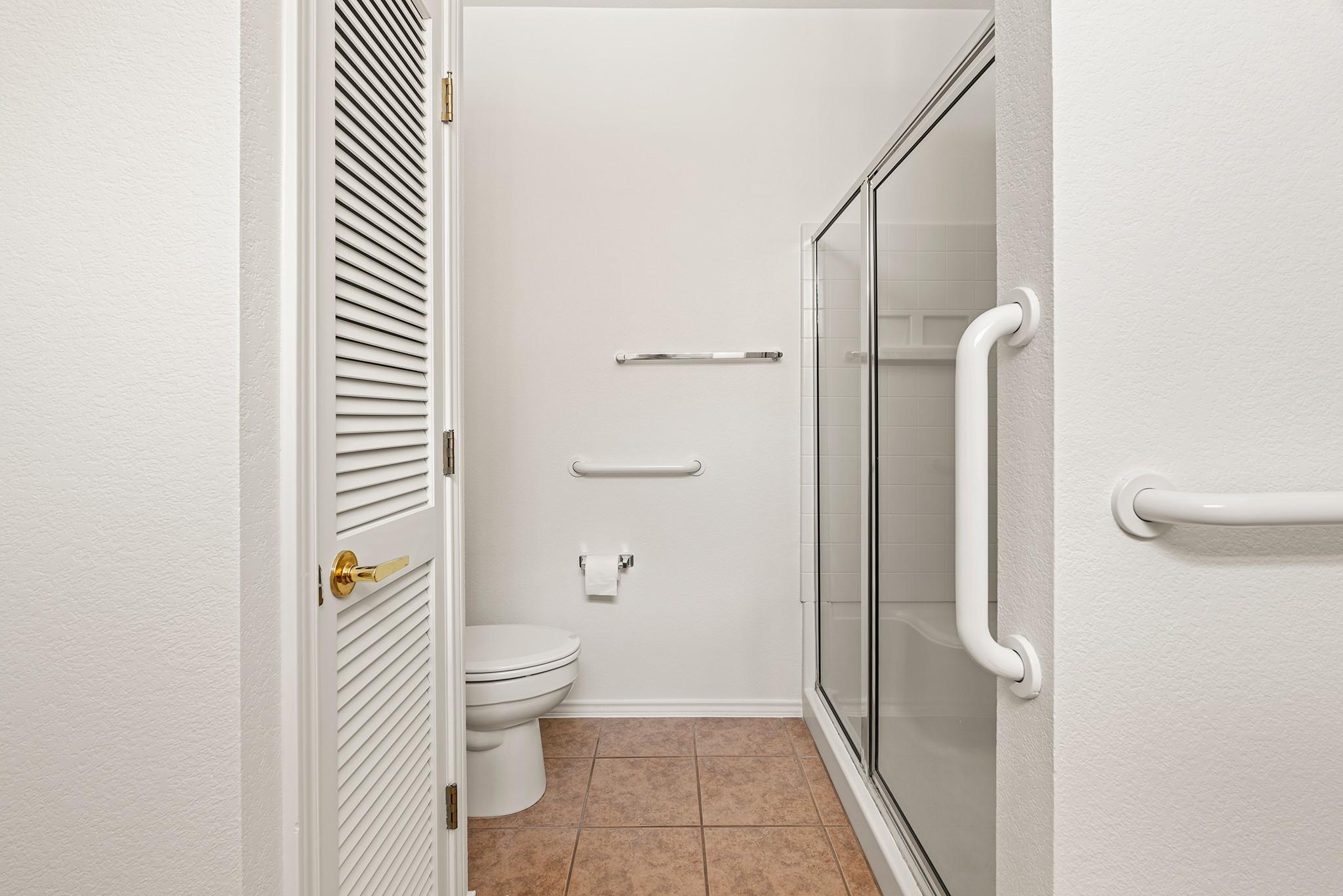 208 Crockett Loop, Georgetown, TX 78633