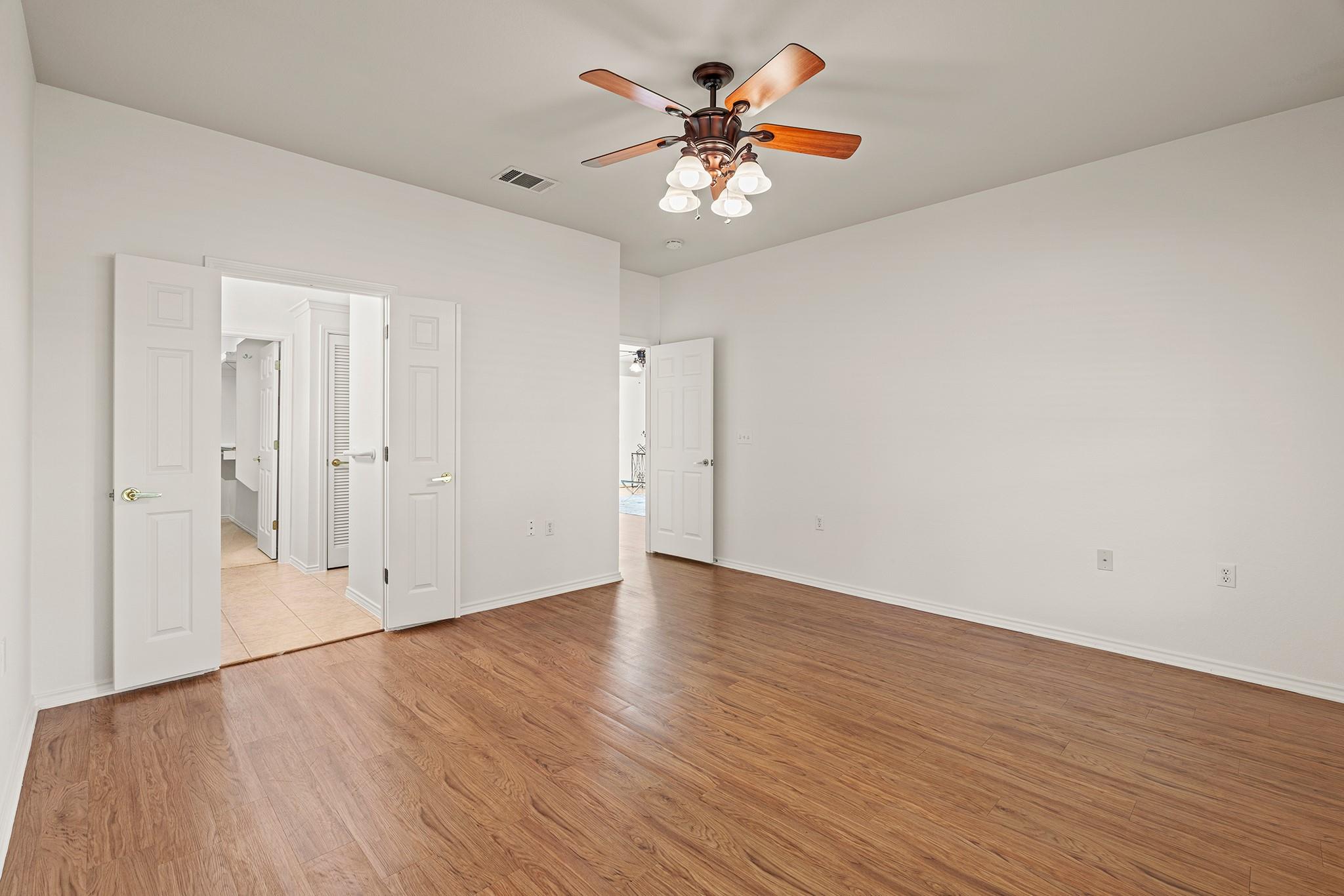 208 Crockett Loop, Georgetown, TX 78633