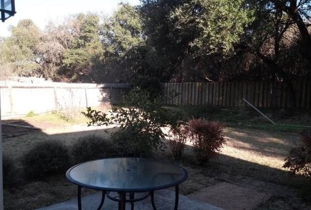 2031 Nevada St, San Marcos, TX 78666