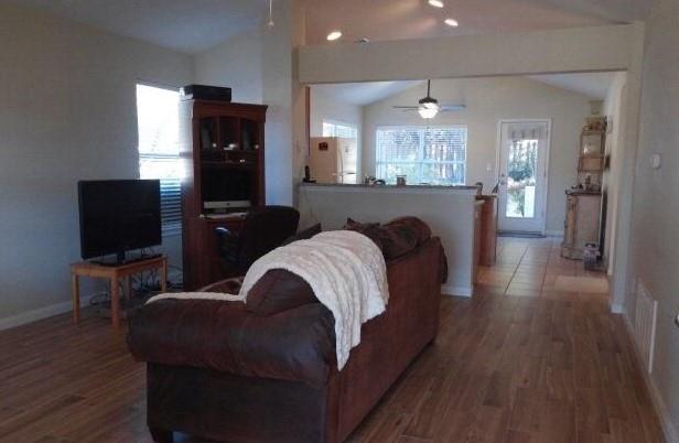 2031 Nevada St, San Marcos, TX 78666