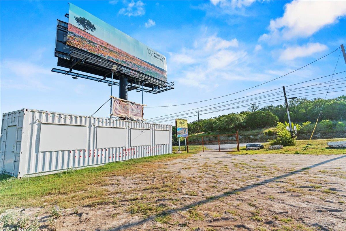 16933 #B Ranch Rd 12 # B, Wimberley, TX 78676