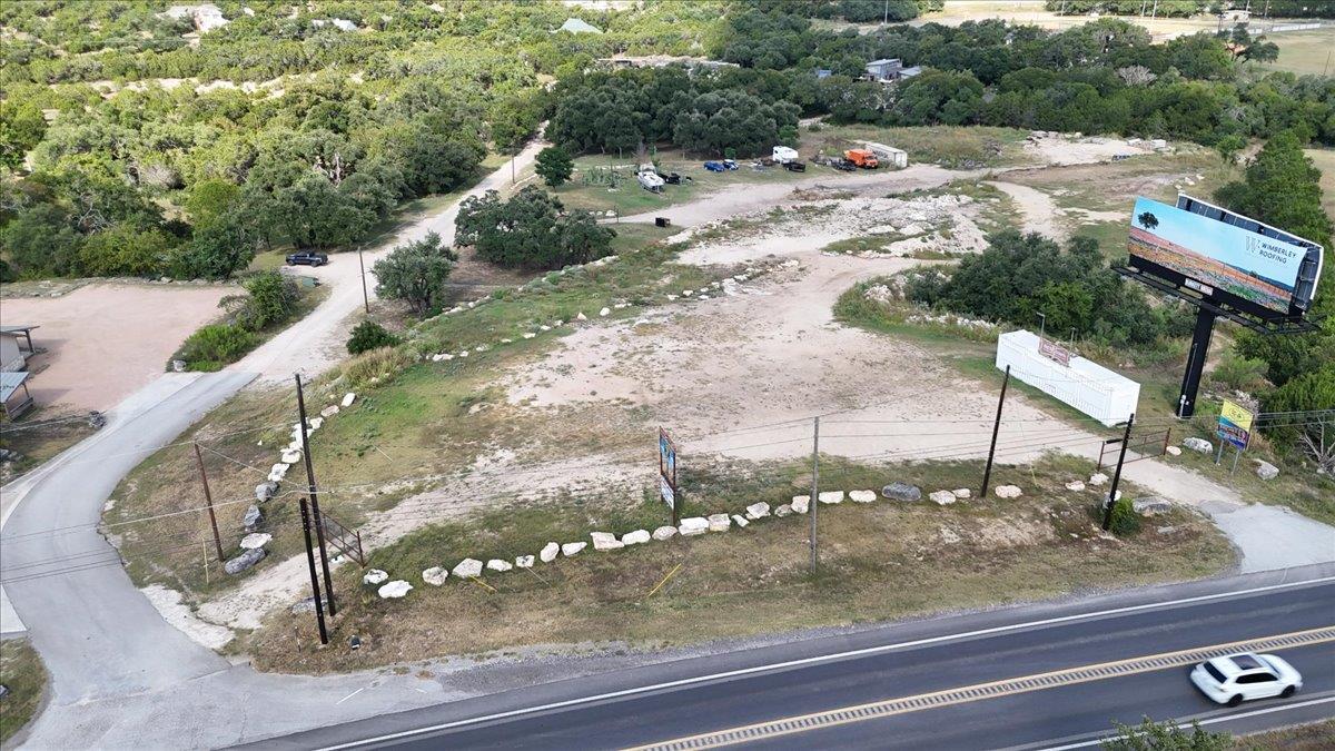 16933 #B Ranch Rd 12 # B, Wimberley, TX 78676