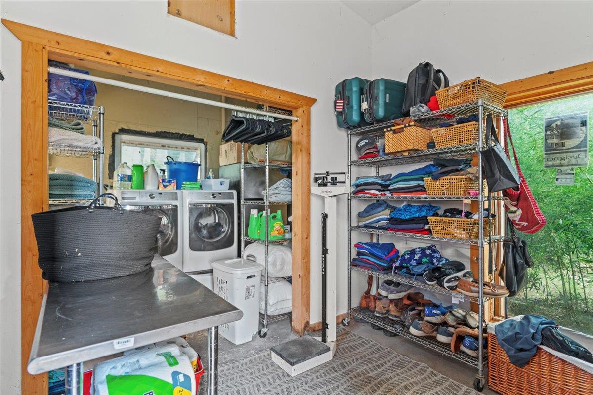 16933 #B Ranch Rd 12 # B, Wimberley, TX 78676