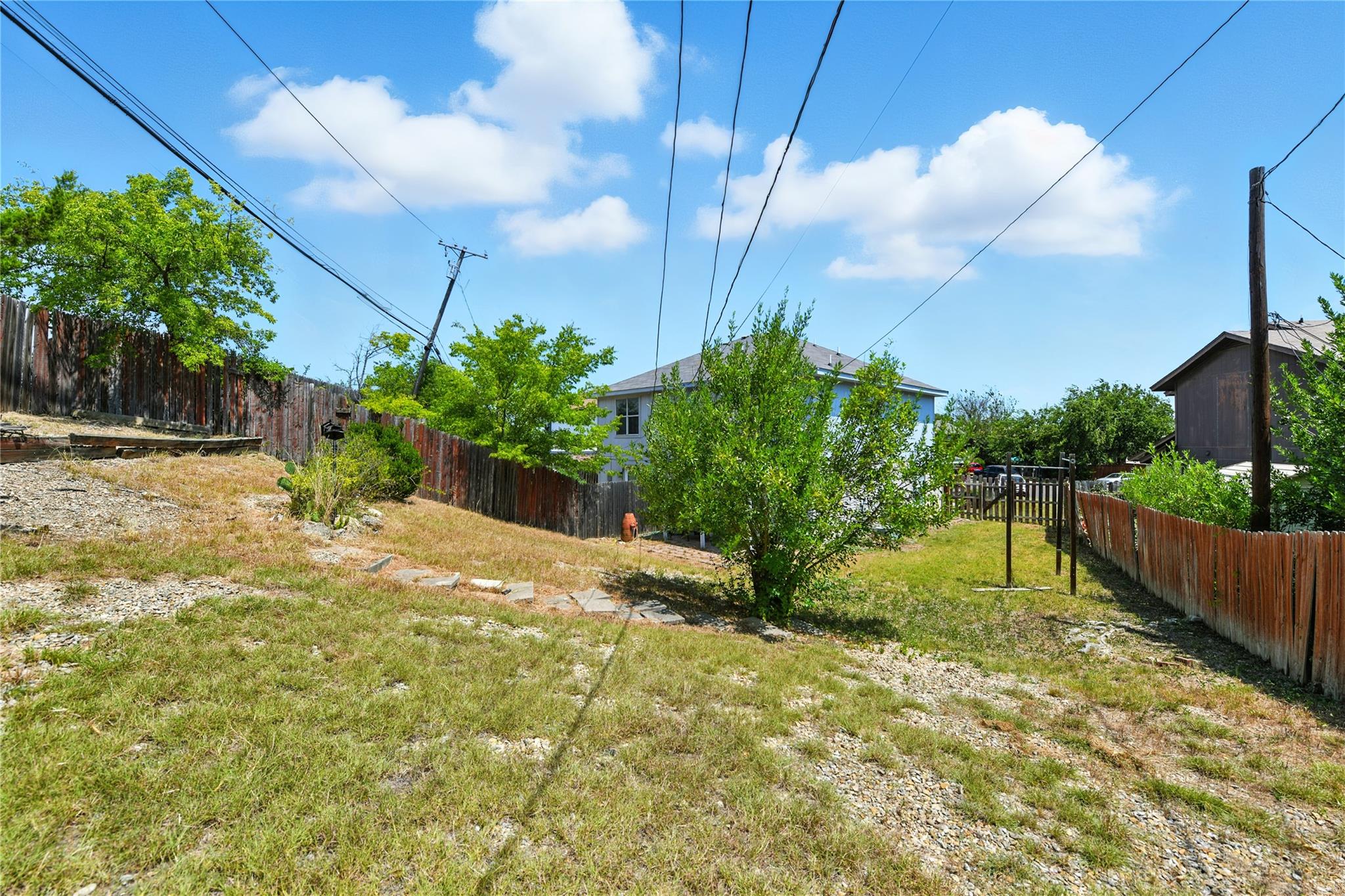 2410 Royal Crest Cir, Killeen, TX 76549