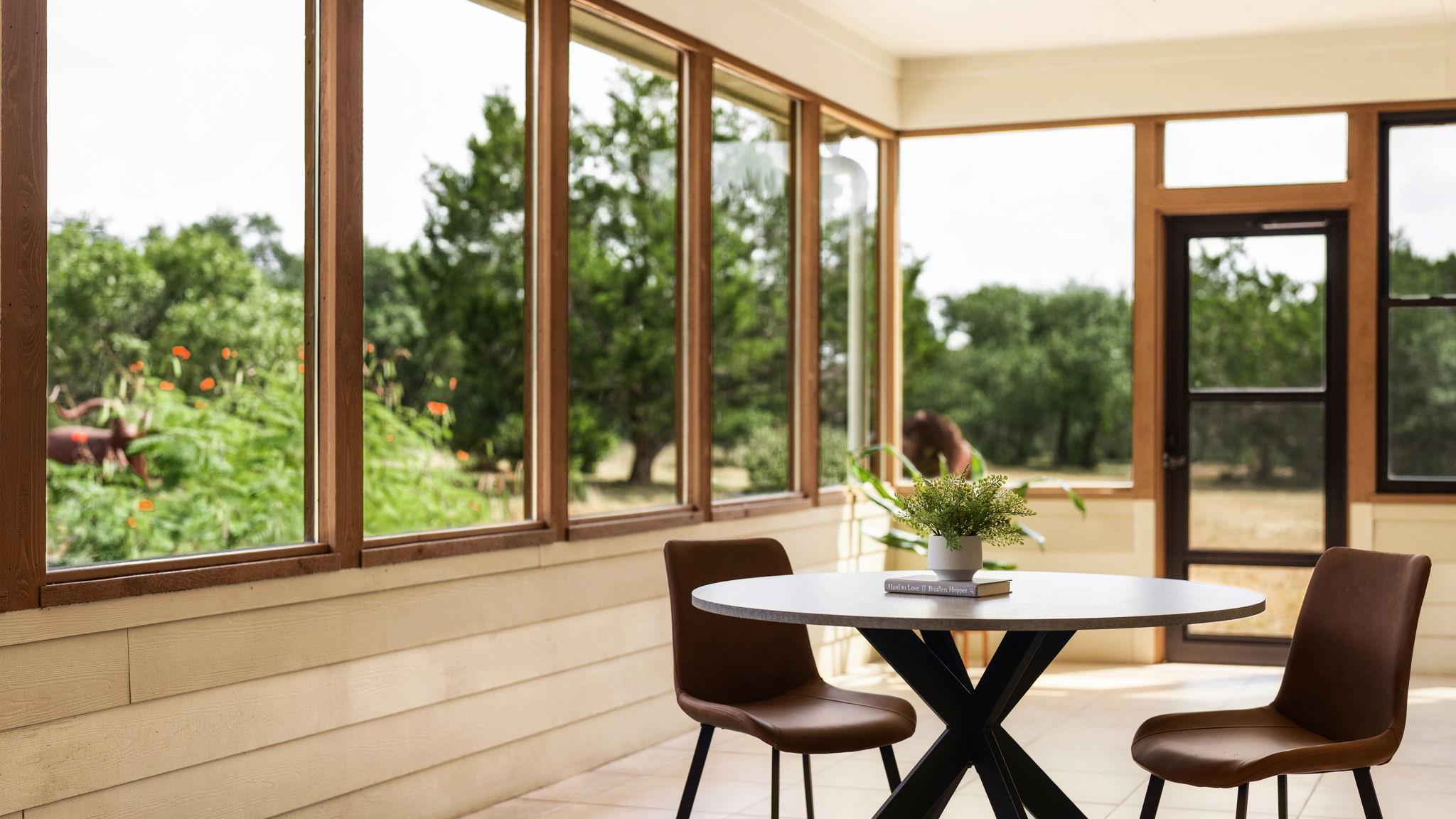 351 Fawn Meadow Dr, Dripping Springs, TX 78620