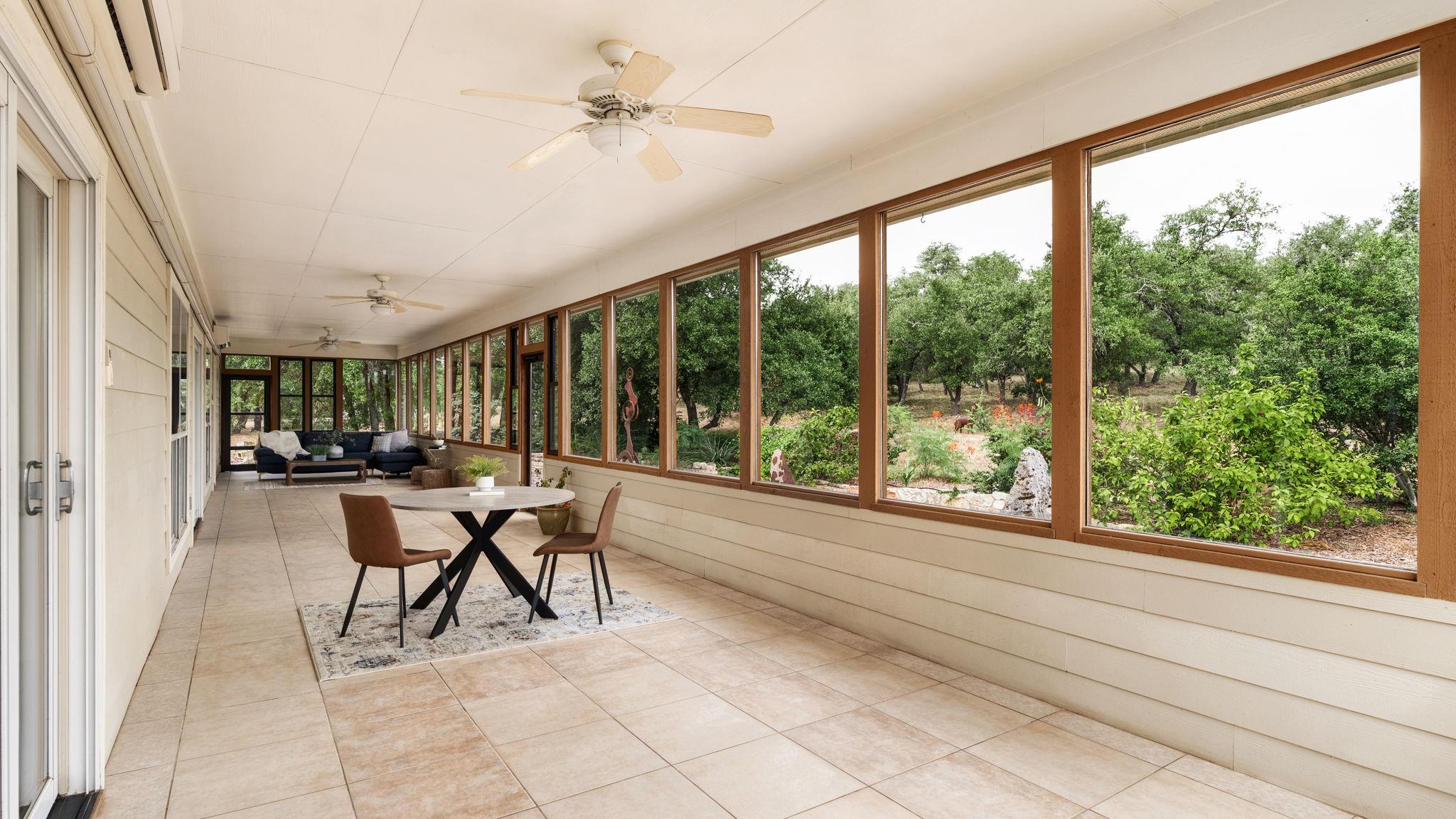 351 Fawn Meadow Dr, Dripping Springs, TX 78620