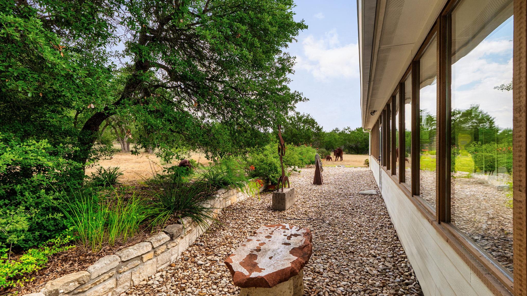 351 Fawn Meadow Dr, Dripping Springs, TX 78620