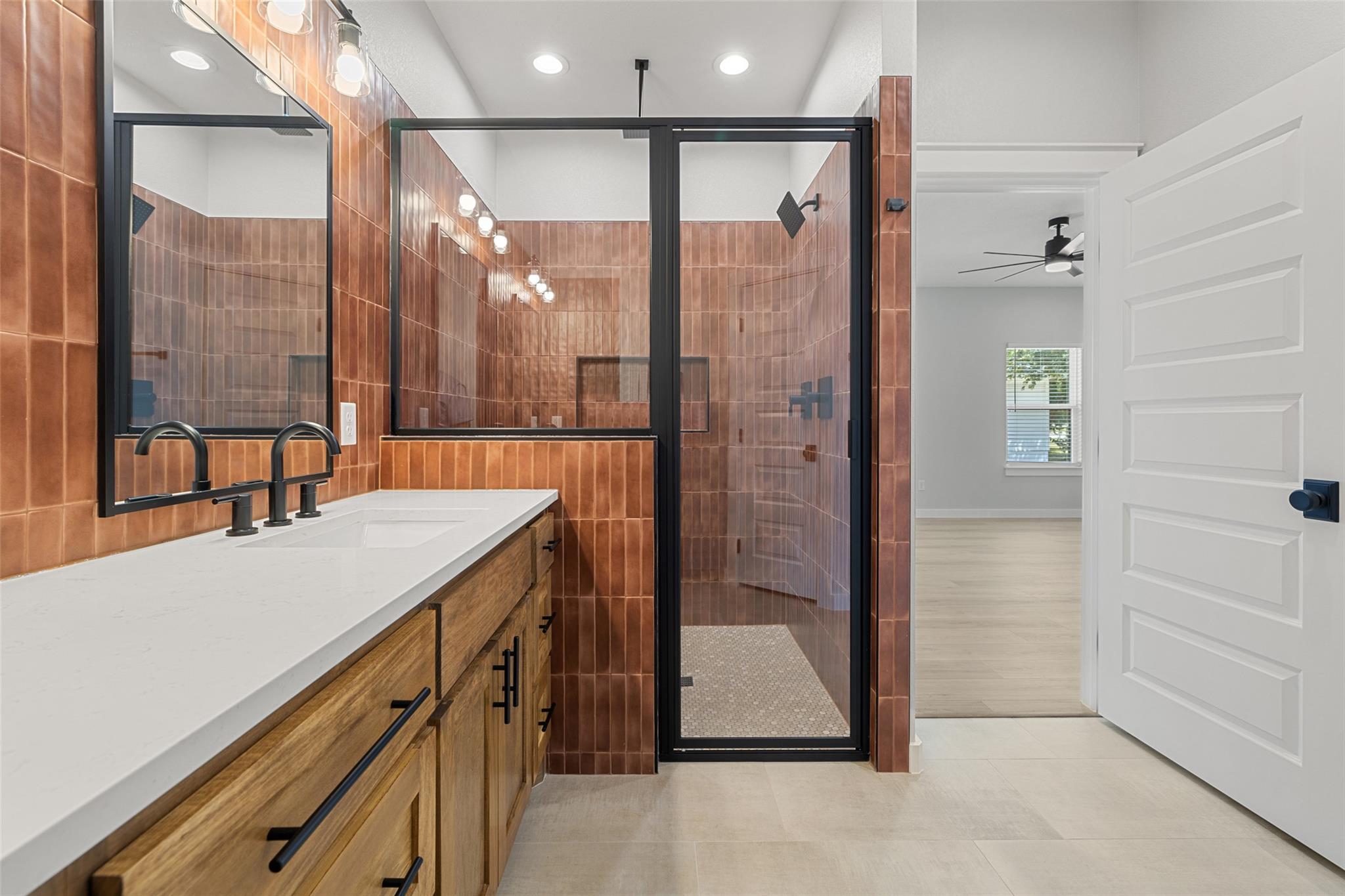 705 Sloan St, Taylor, TX 76574