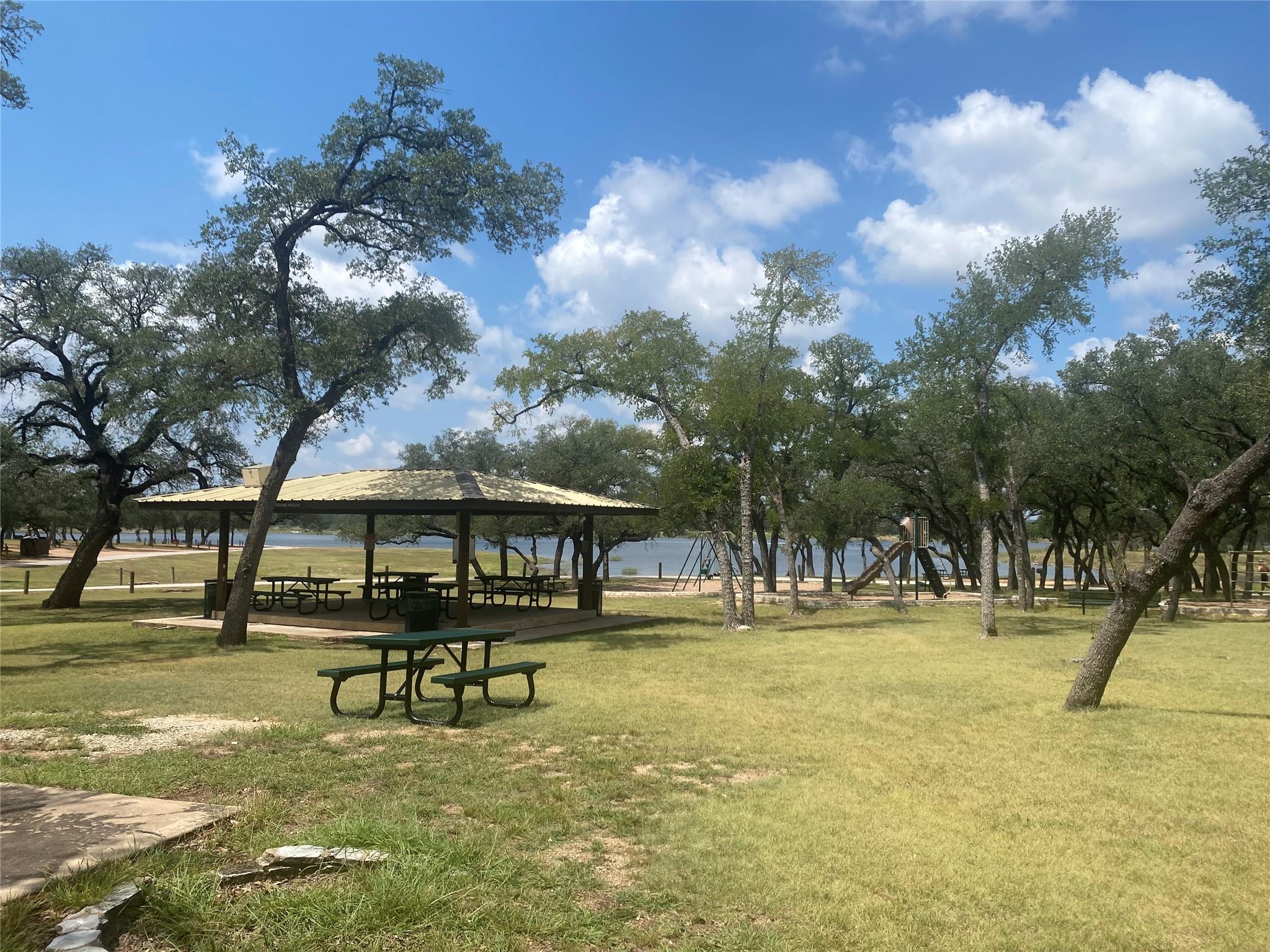 8217 Arroyo Ave, Lago Vista, TX 78645