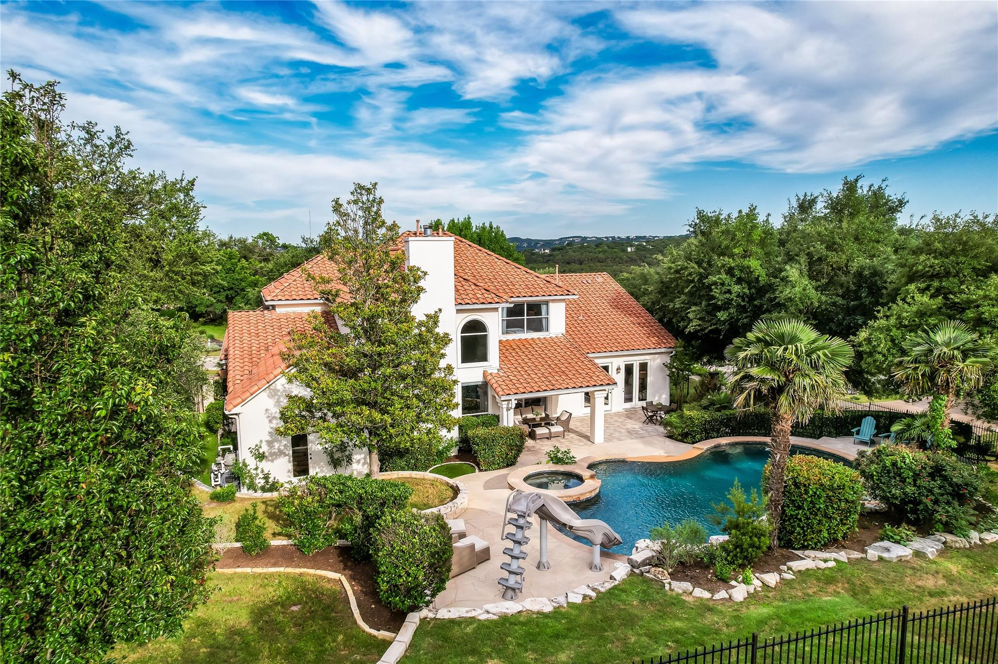 2116 Demona Dr, Austin, TX 78733