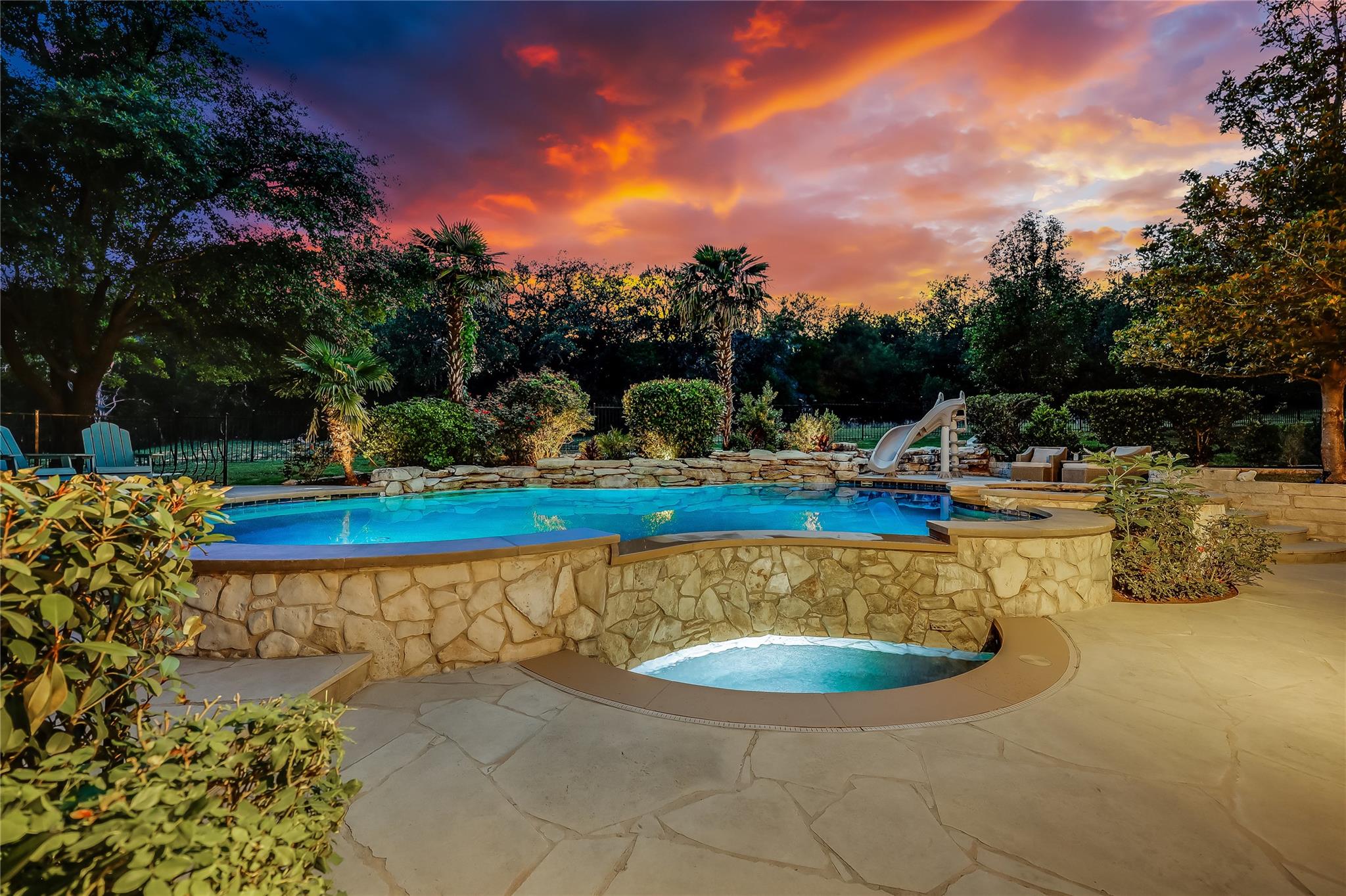 2116 Demona Dr, Austin, TX 78733