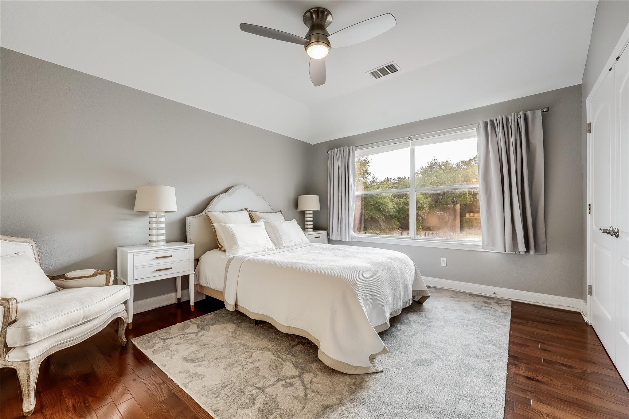 2116 Demona Dr, Austin, TX 78733