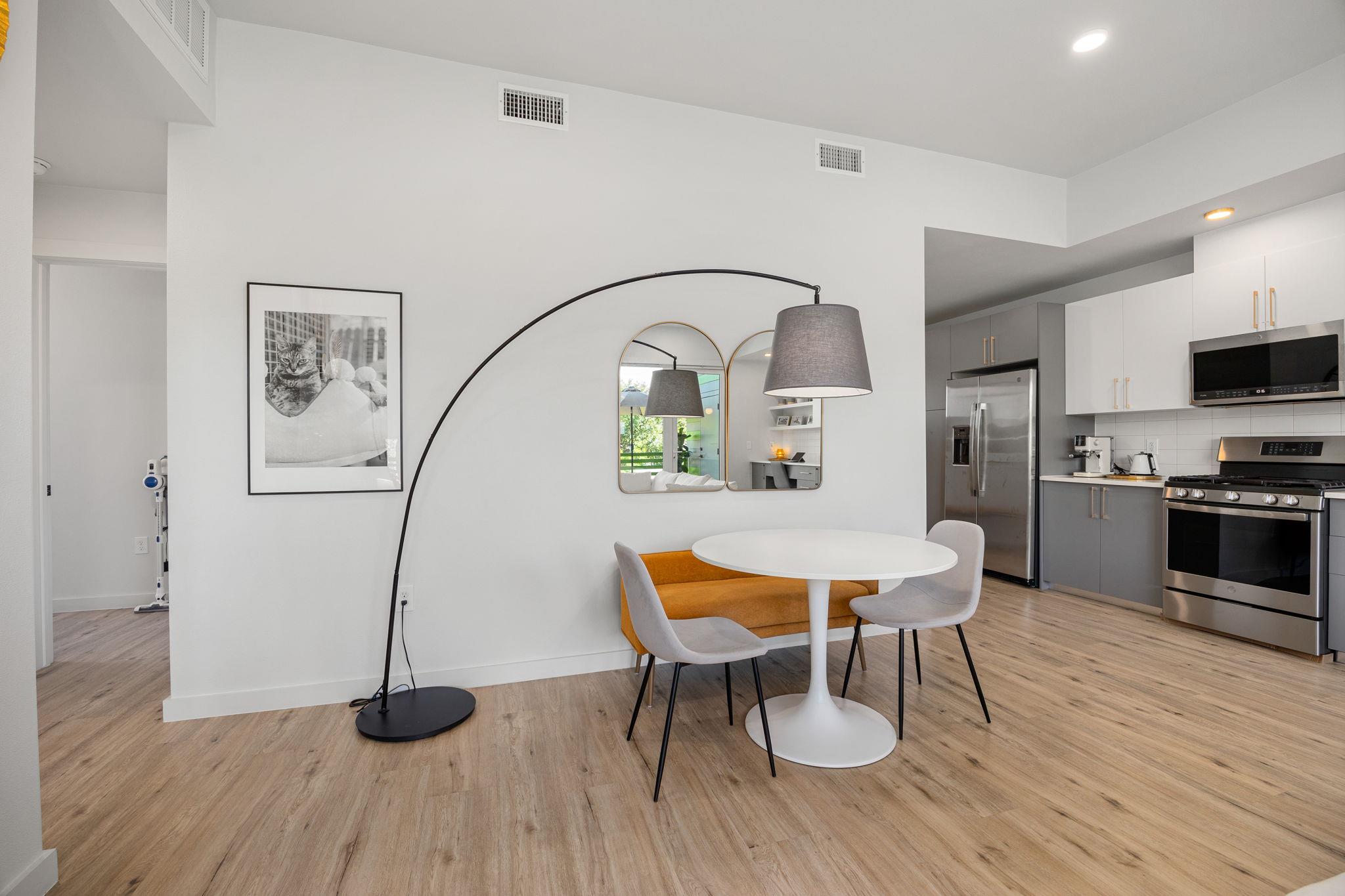 4004 Banister Ln # 215, Austin, TX 78704