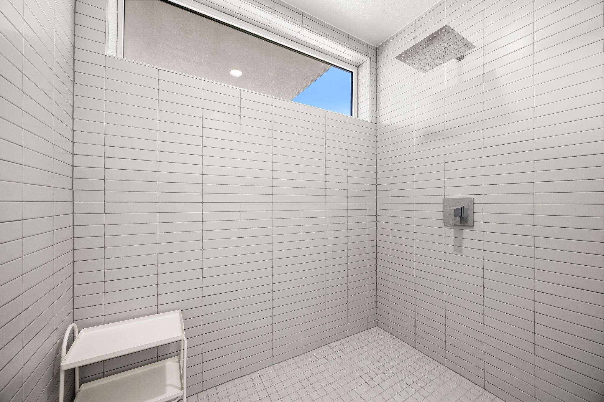 4004 Banister Ln # 215, Austin, TX 78704