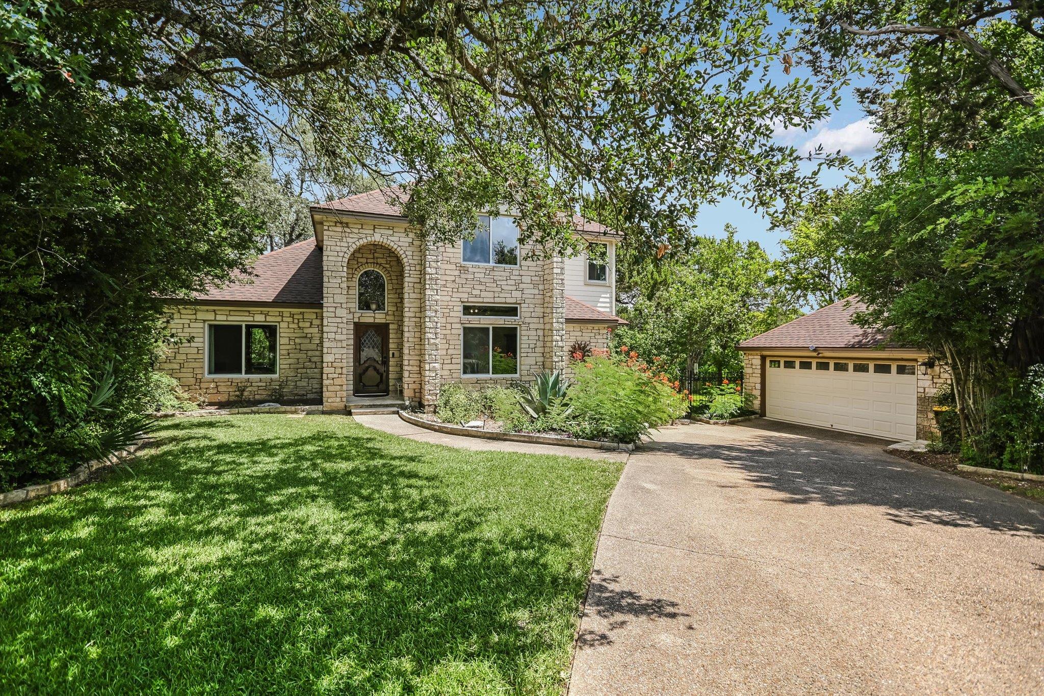 6806 Rio Bravo Ln, Austin, TX 78737