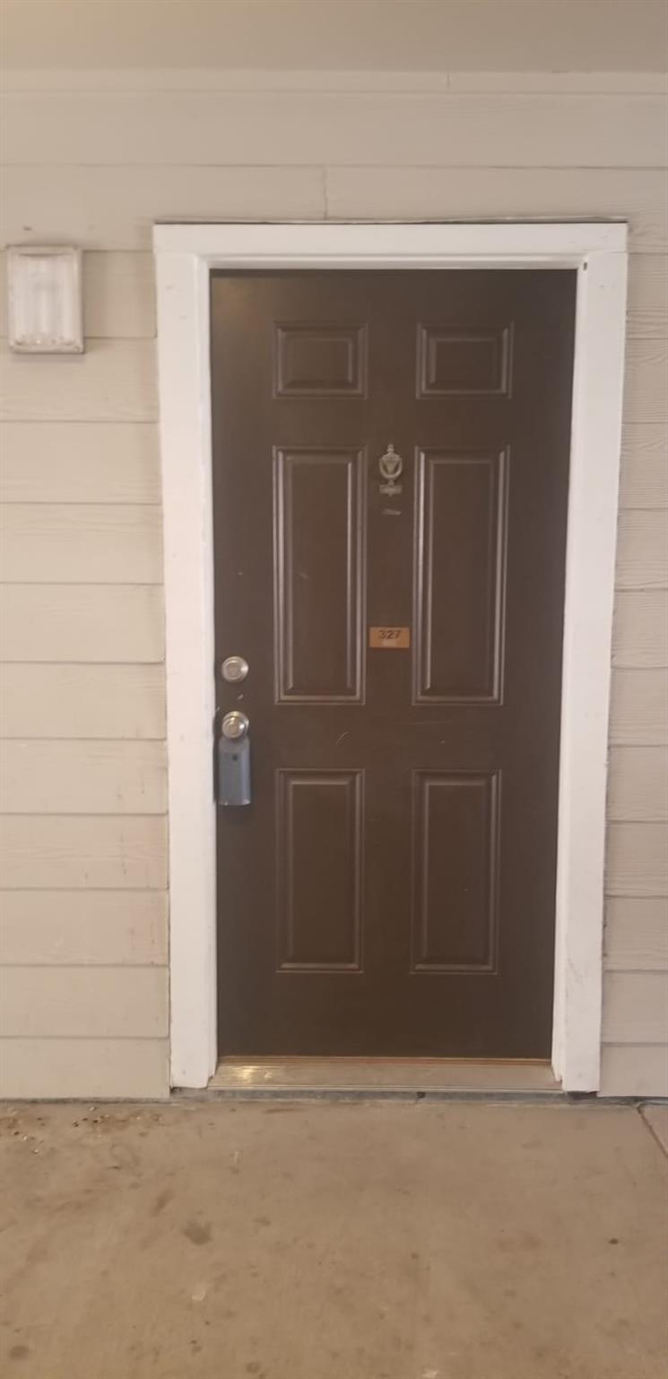 501 W 26th St # 327, Austin, TX 78705