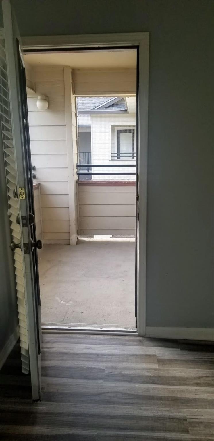 501 W 26th St # 327, Austin, TX 78705