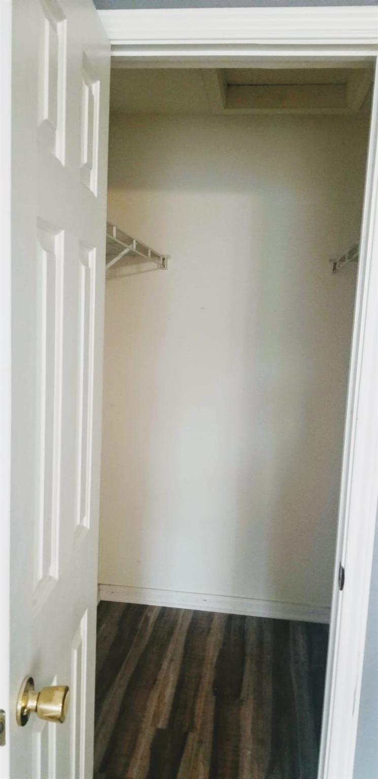 501 W 26th St # 327, Austin, TX 78705