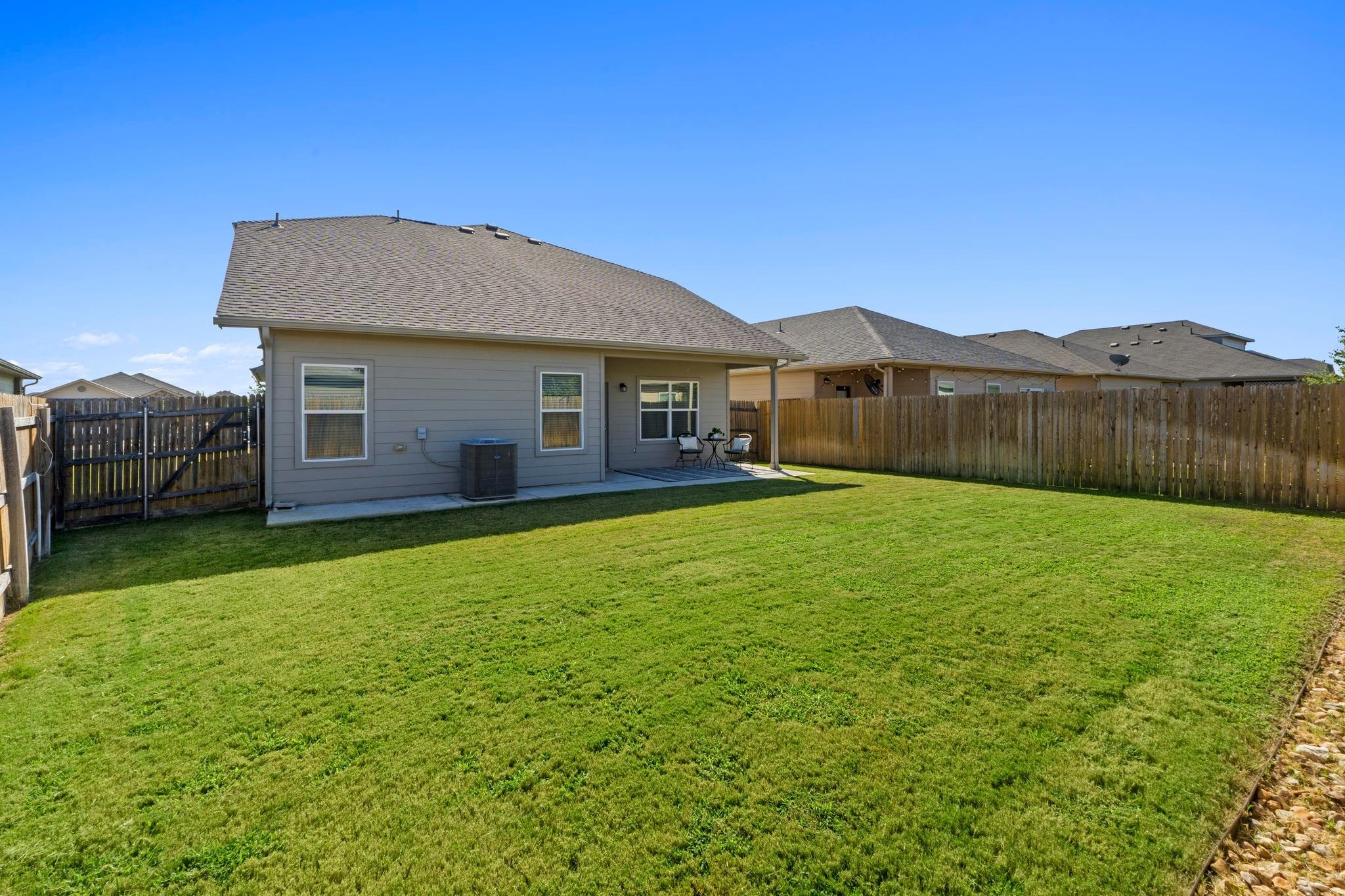 1042 Gaelic Dr, Georgetown, TX 78626