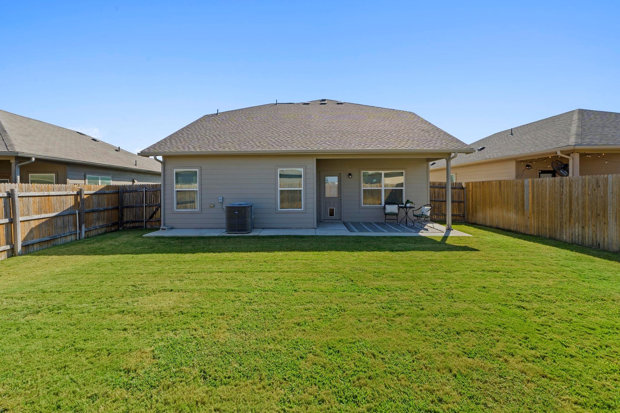 1042 Gaelic Dr, Georgetown, TX 78626