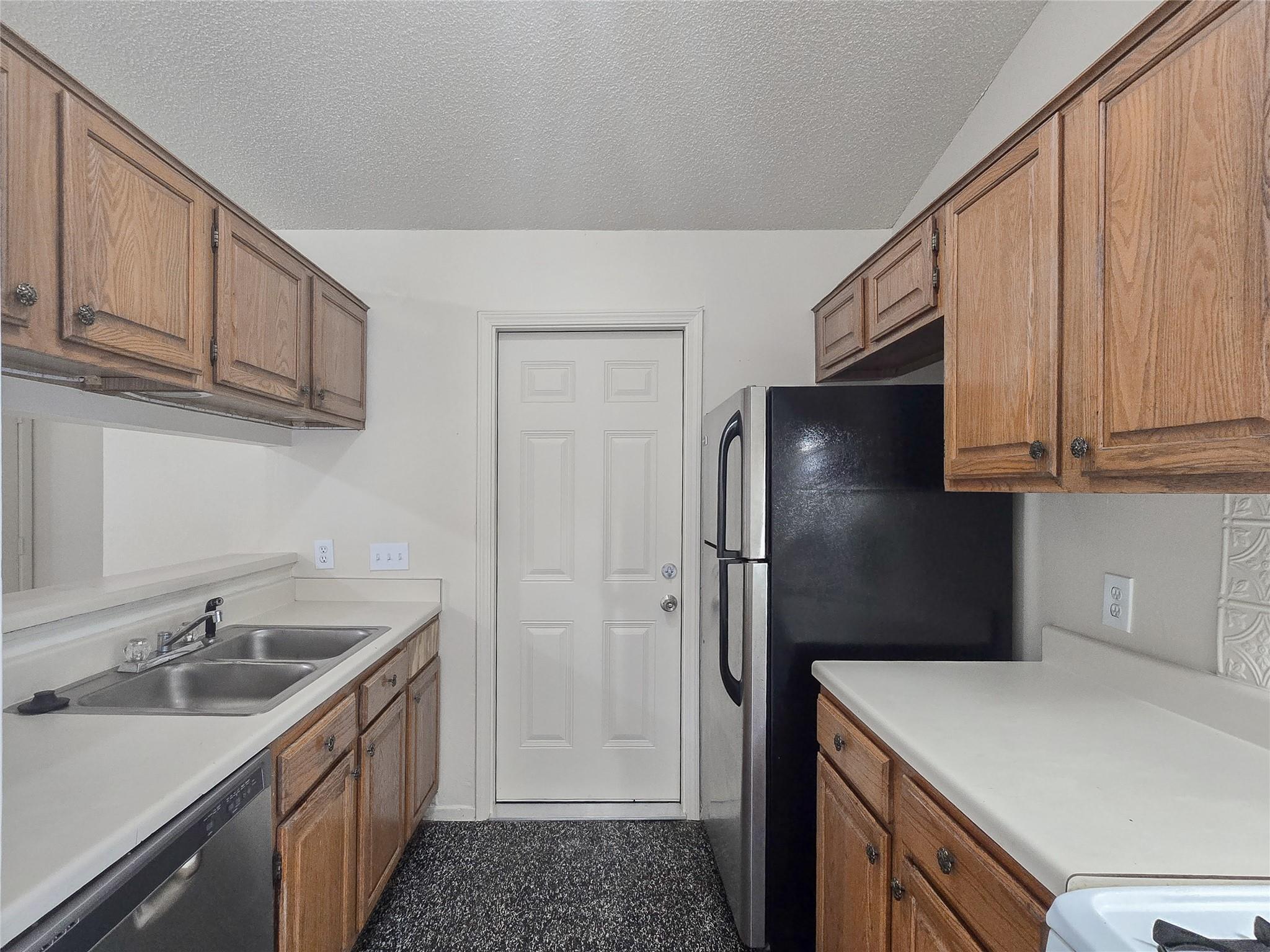 626 Greenlawn Blvd, Round Rock, TX 78664