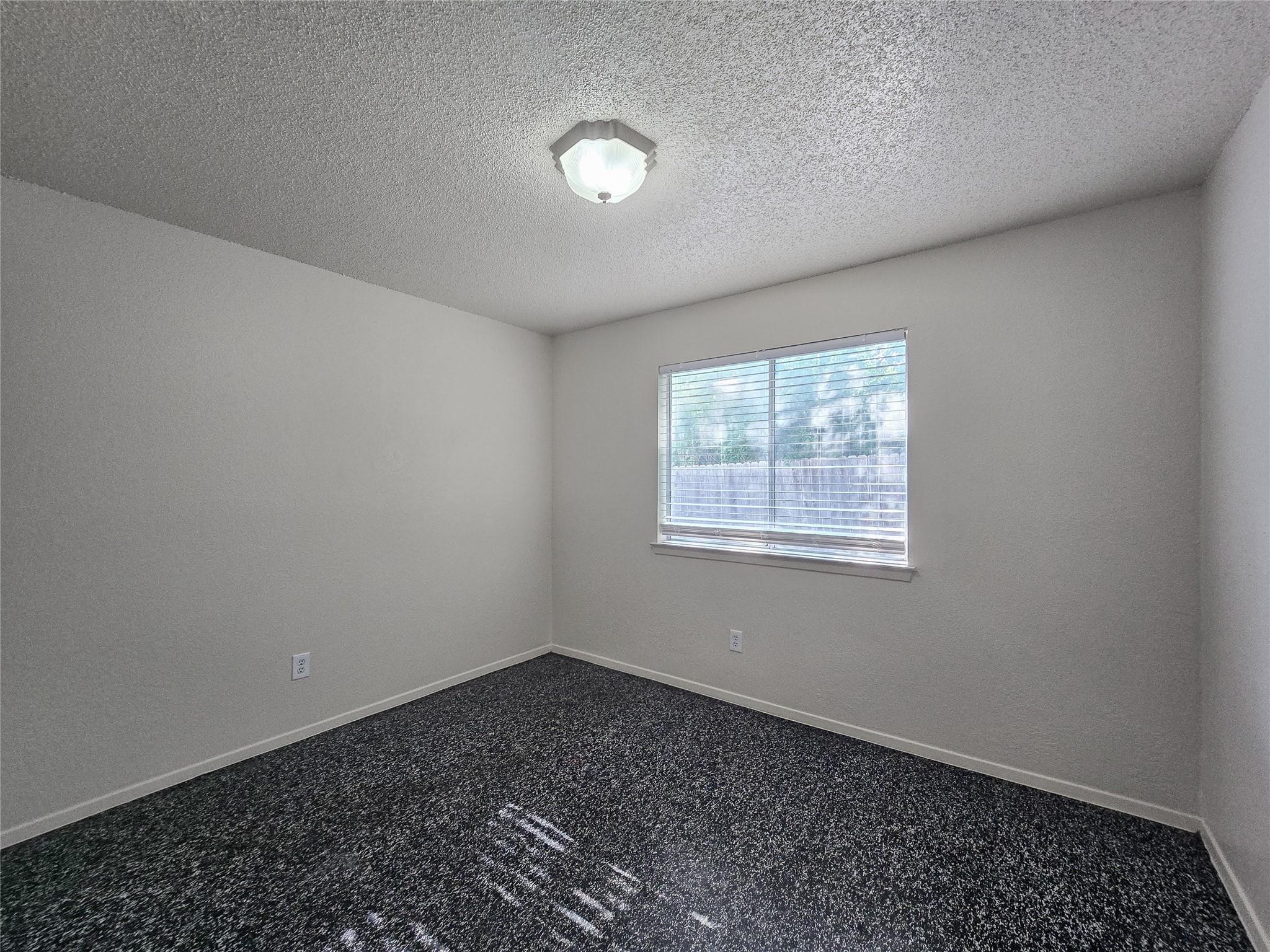 626 Greenlawn Blvd, Round Rock, TX 78664