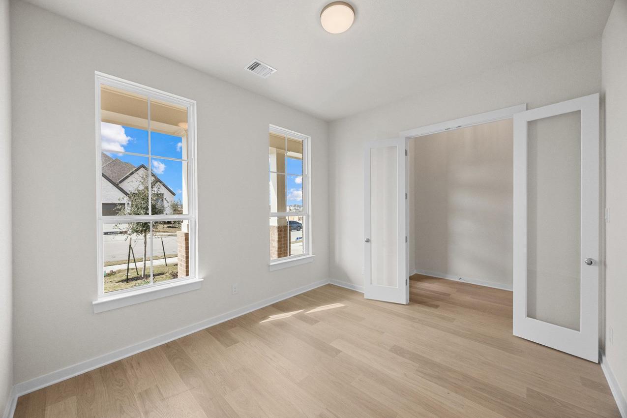 124 Top View Dr, Liberty Hill, TX 78642