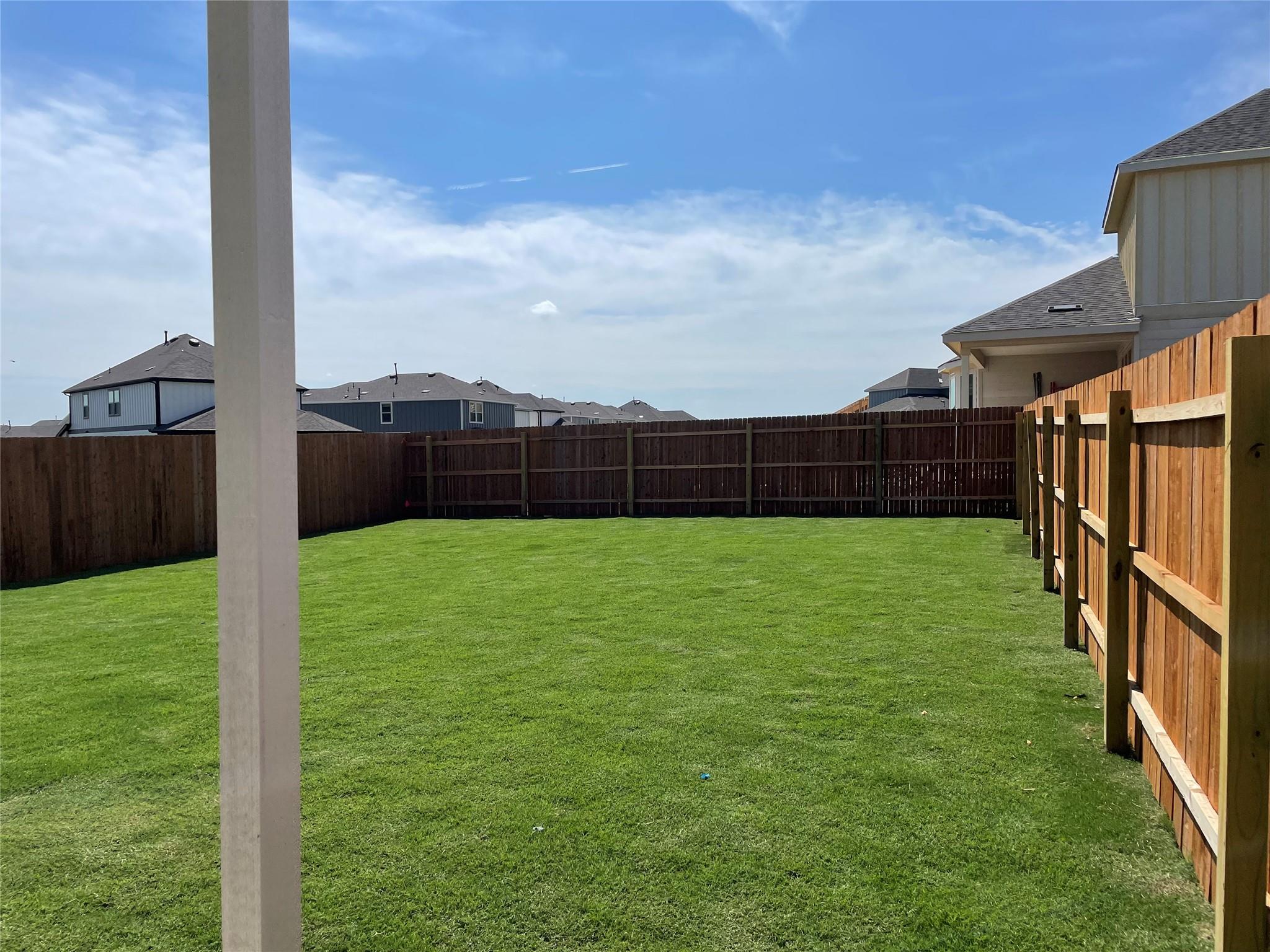 252 Redonda Dr, Liberty Hill, TX 78642