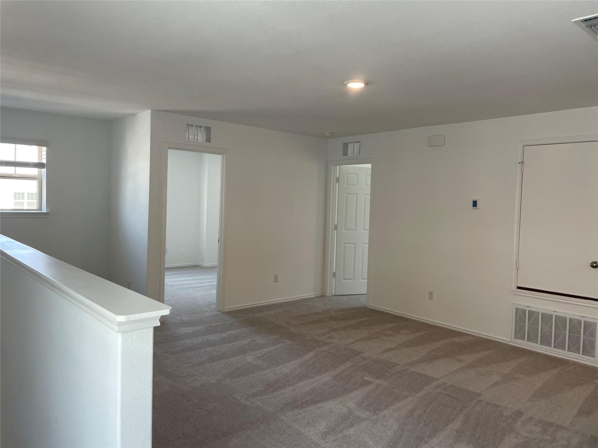 252 Redonda Dr, Liberty Hill, TX 78642