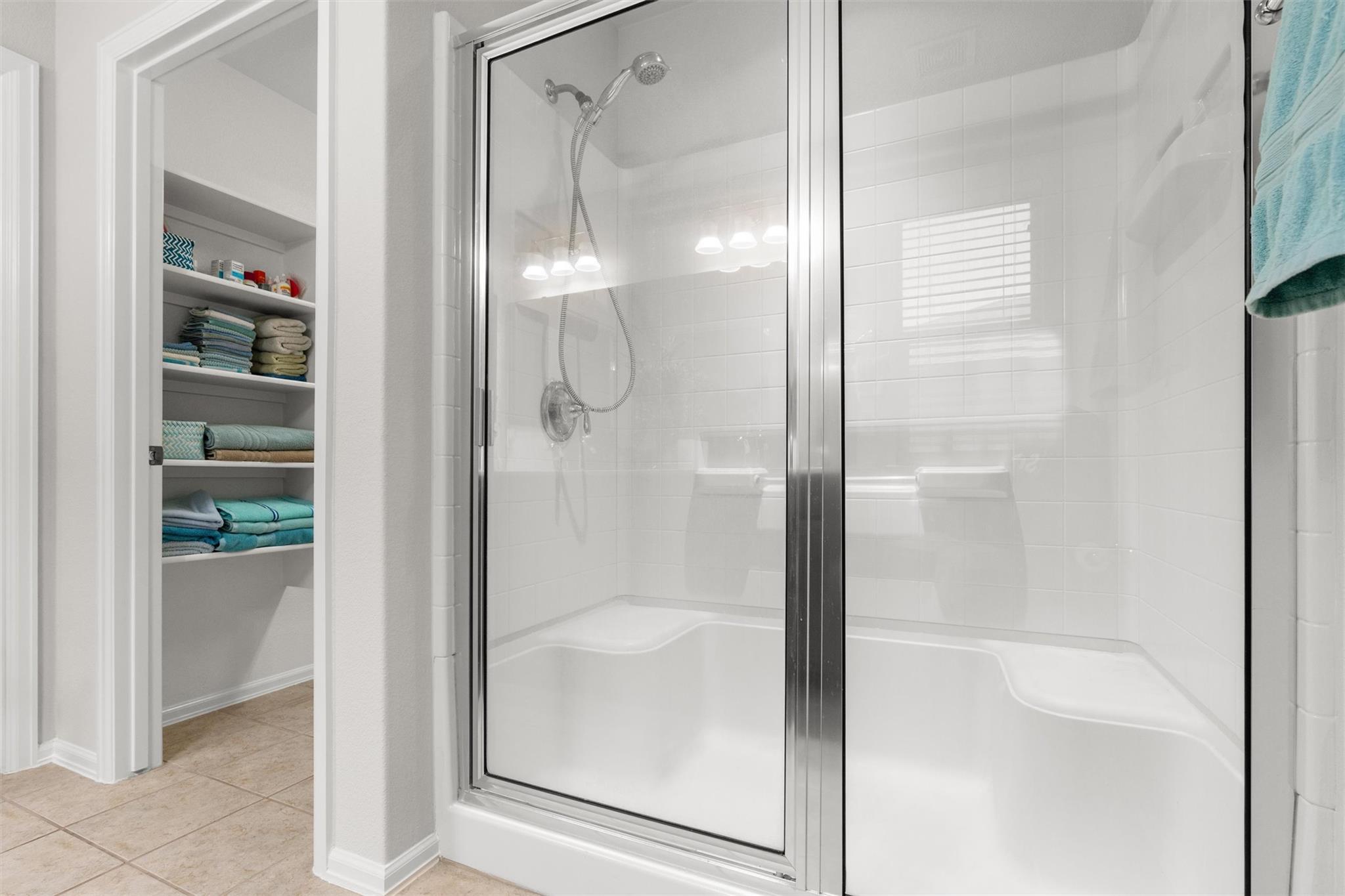 533 Salt Creek Ln, Georgetown, TX 78633